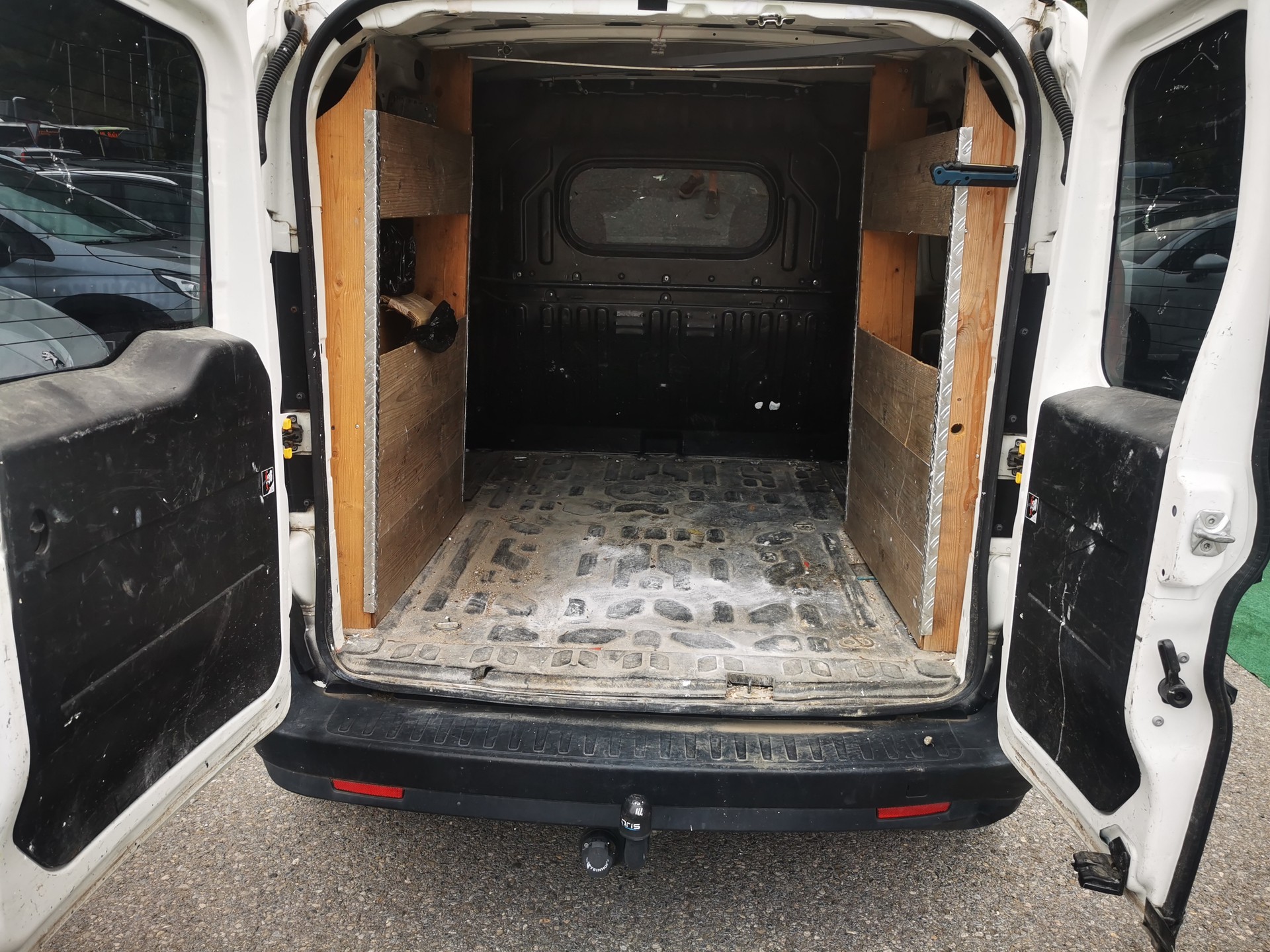 OPEL Combo 1.4i 2.2 L1H1-image-10