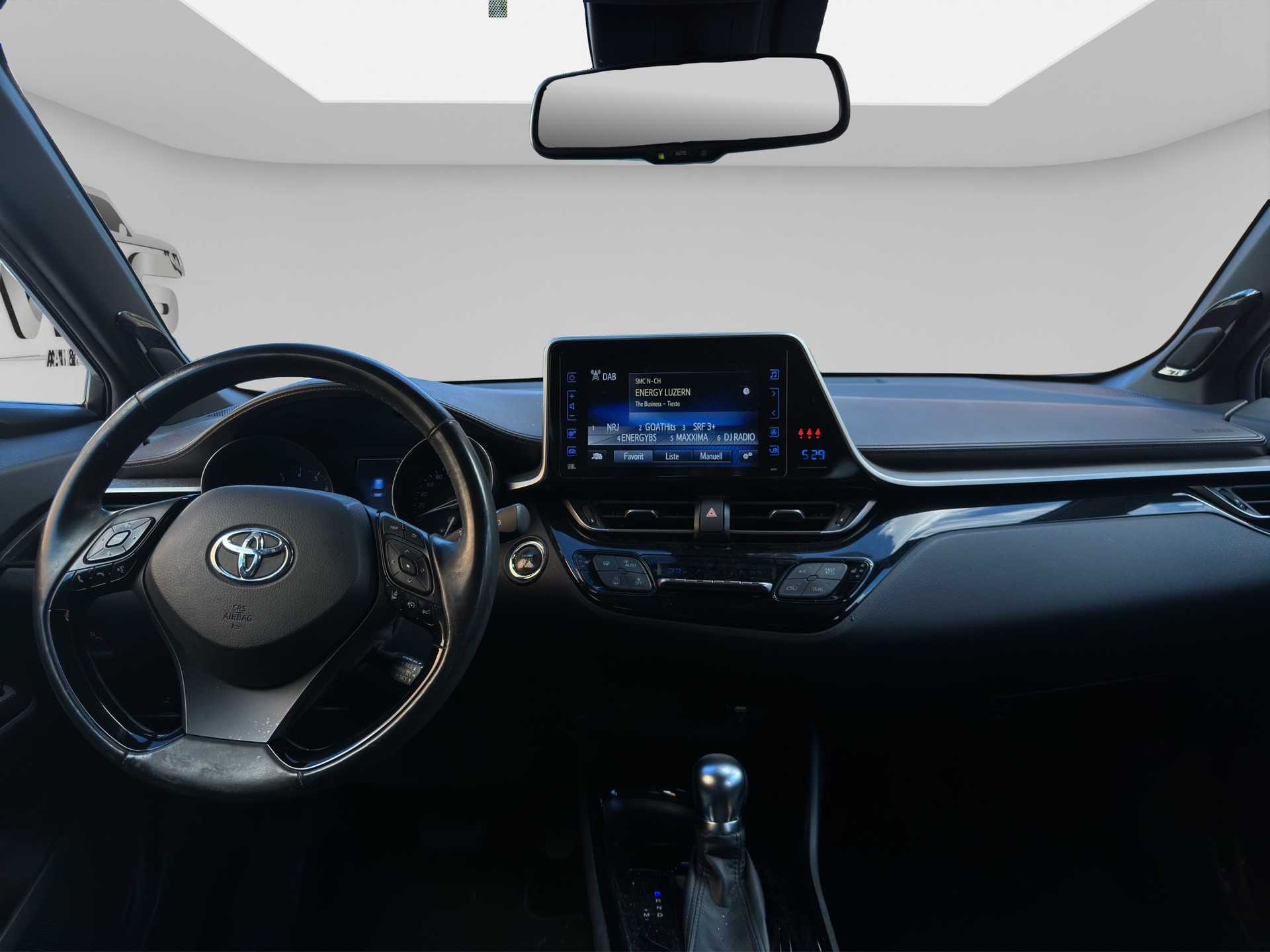 TOYOTA C-HR 1.2 Turbo Premium 4WD Multidrive S-image-11