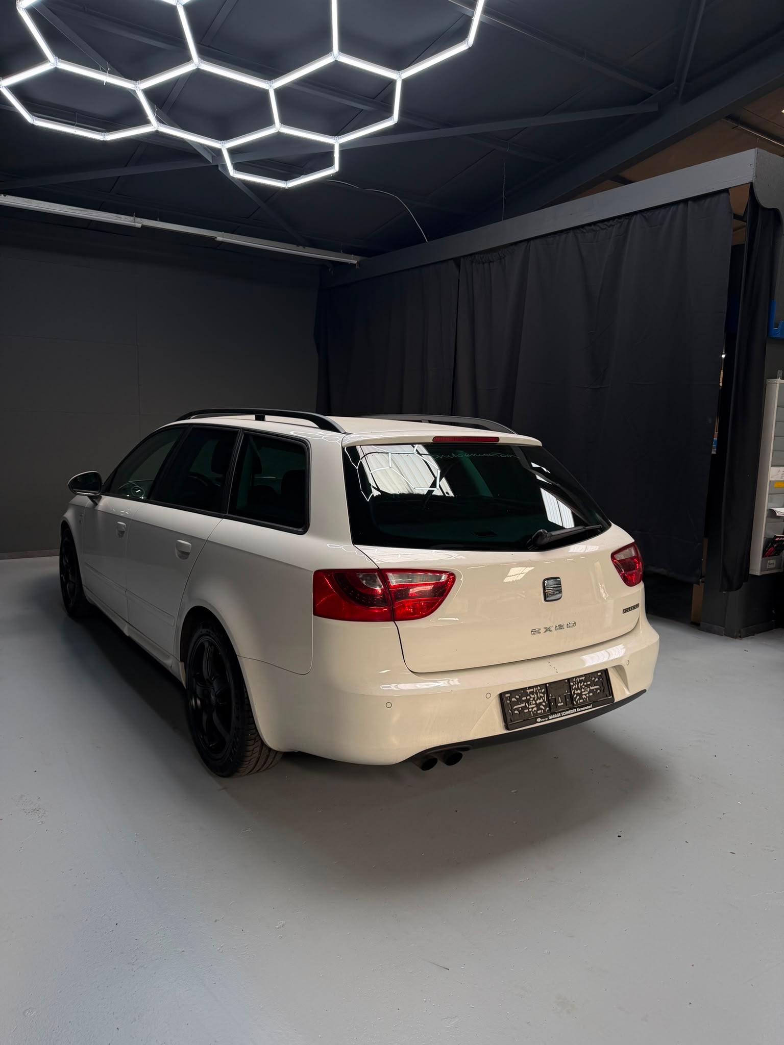 SEAT Exeo ST 1.8 TSI Sport-image-5