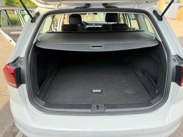 VW Passat 2.0 TDI BMT Business 4Motion DSG-image-10