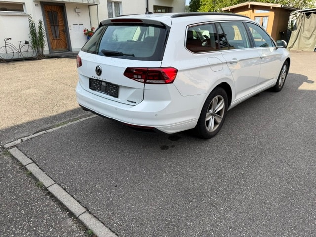 VW Passat 2.0 TDI BMT Business 4Motion DSG-image-3