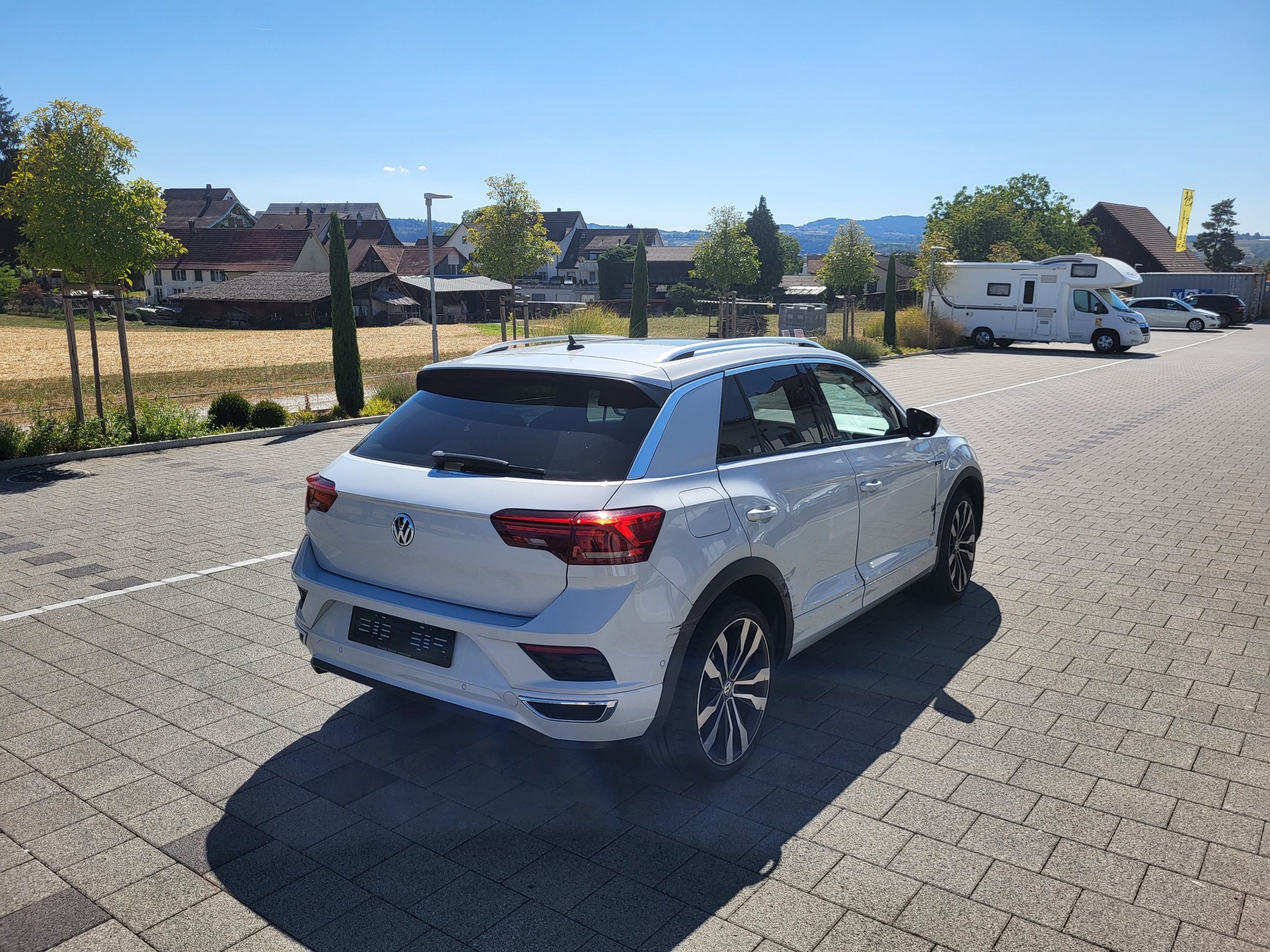 VW T-Roc 2.0 TSI R-Line Sport DSG 4Motion-image-2