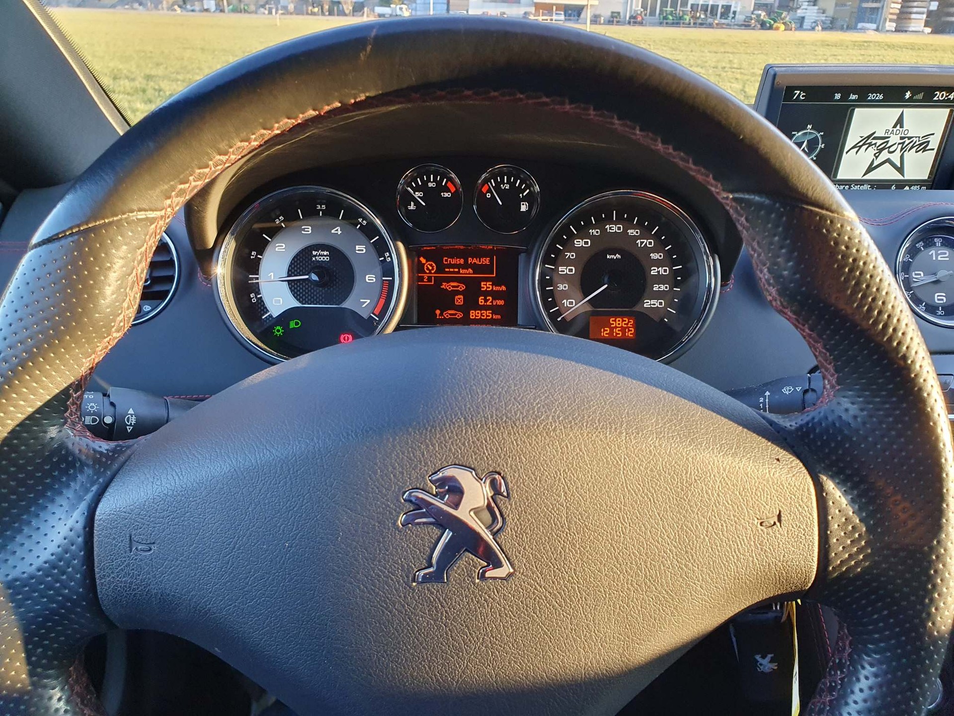 PEUGEOT RCZ 1.6 200PS Turbo-image-12