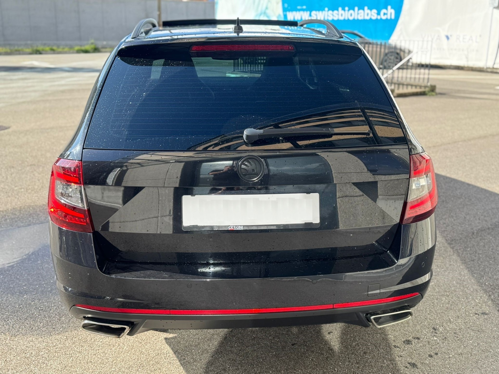 SKODA 2.0 TDI 184 RS Prag 4x4 DSG-image-2