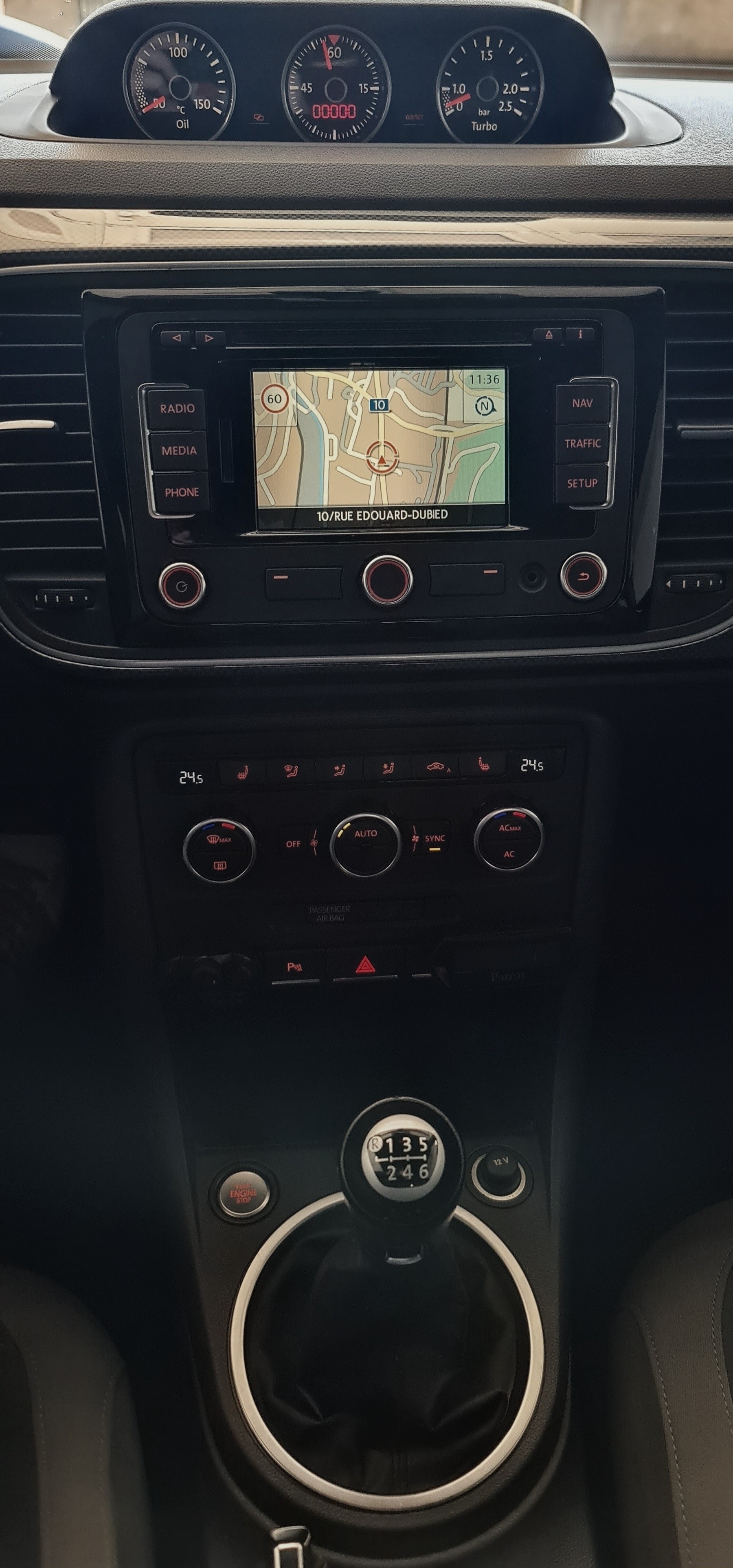 VW Beetle 1.4 TSI Sport-image-10