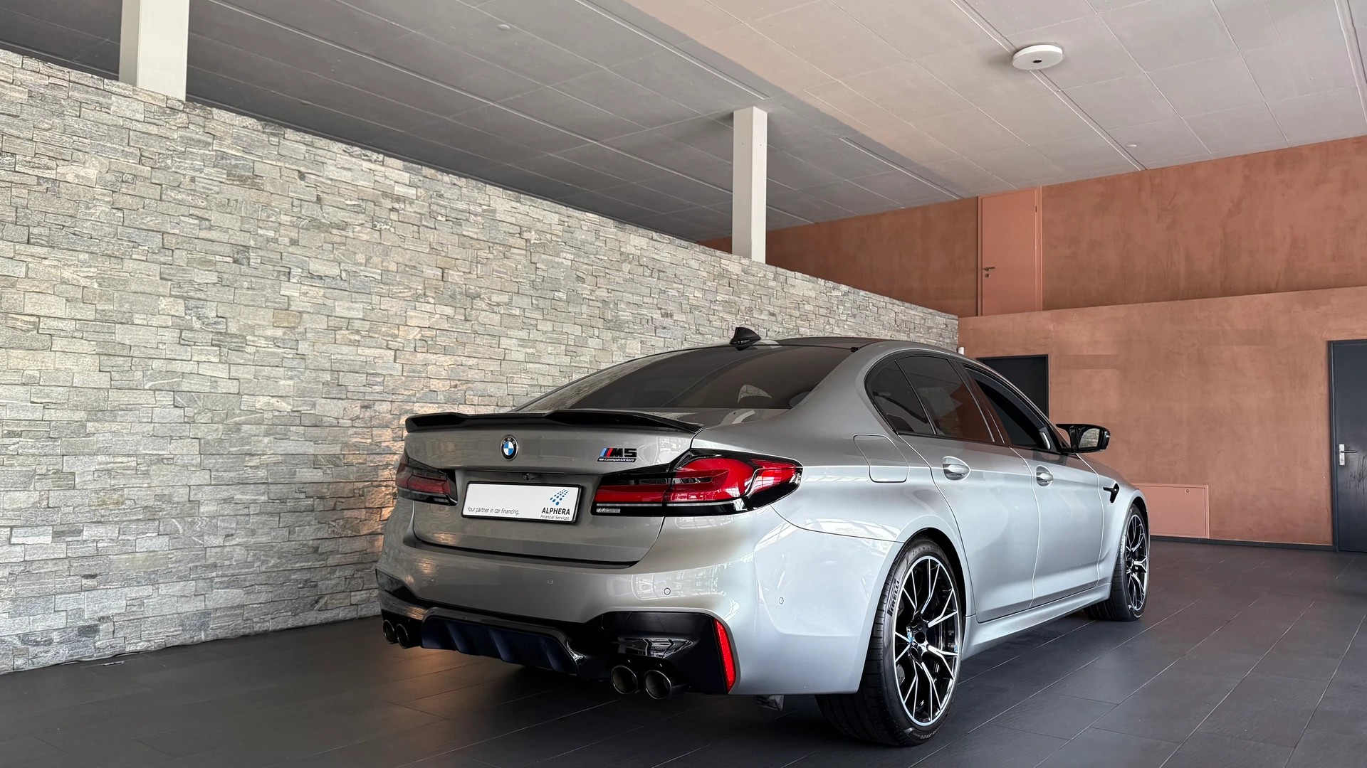 BMW M5 xDrive Competition Drivelogic-image-3