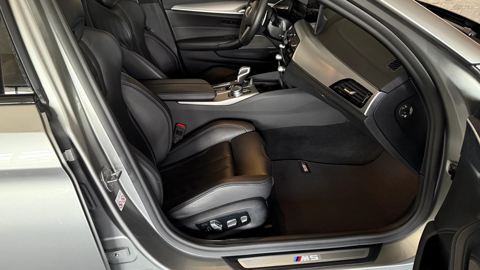 BMW M5 xDrive Competition Drivelogic-image-18
