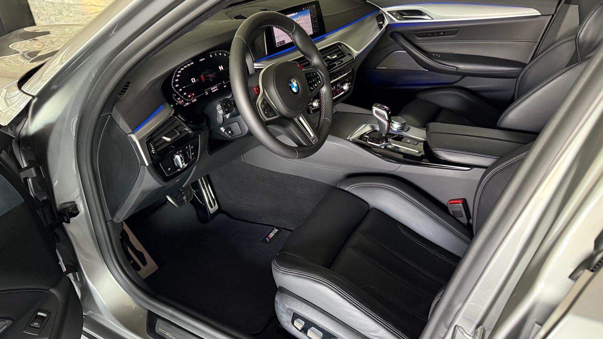 BMW M5 xDrive Competition Drivelogic-image-16