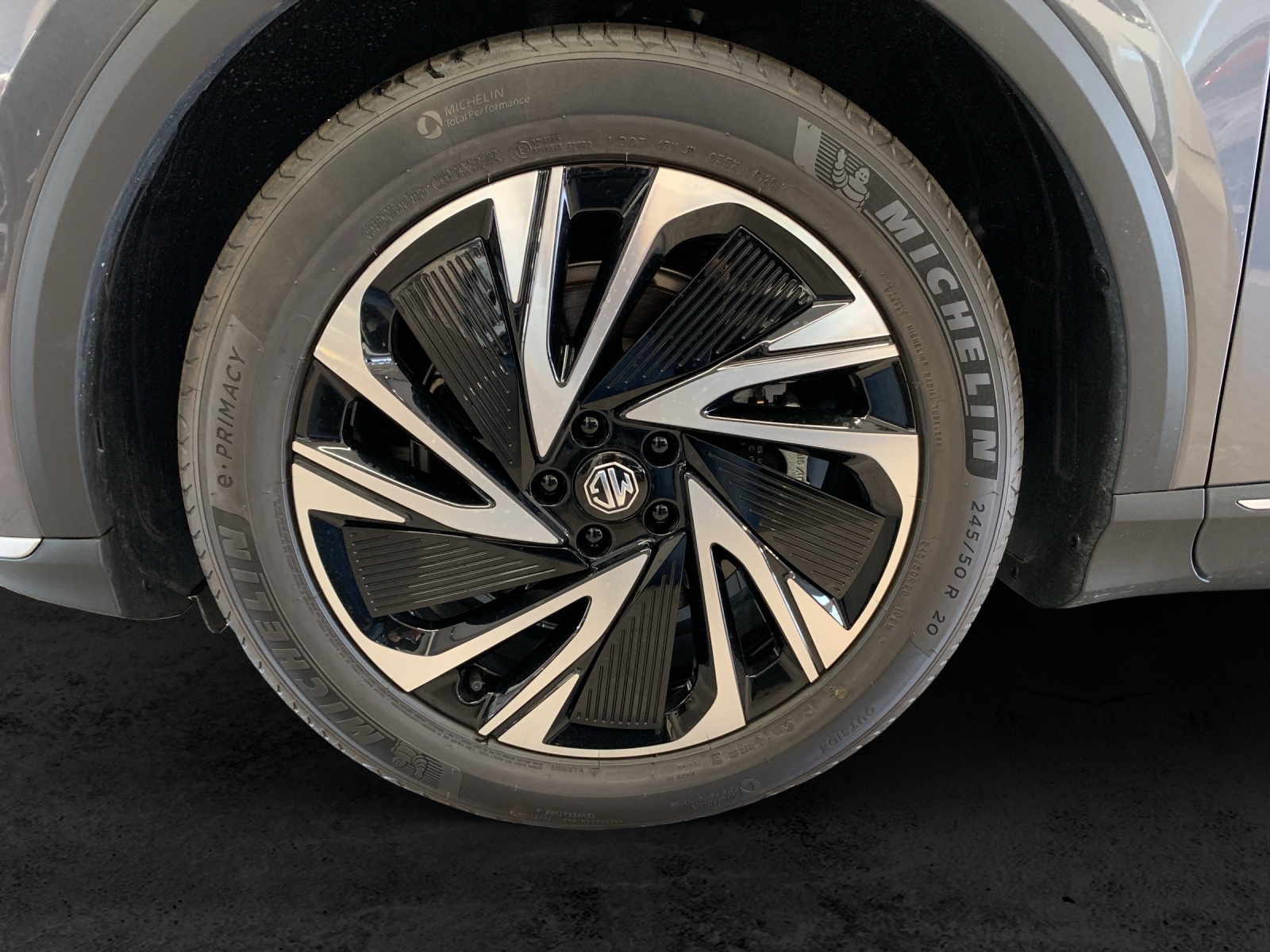 MG S6 EV 77 kWh Luxury 4WD-image-11