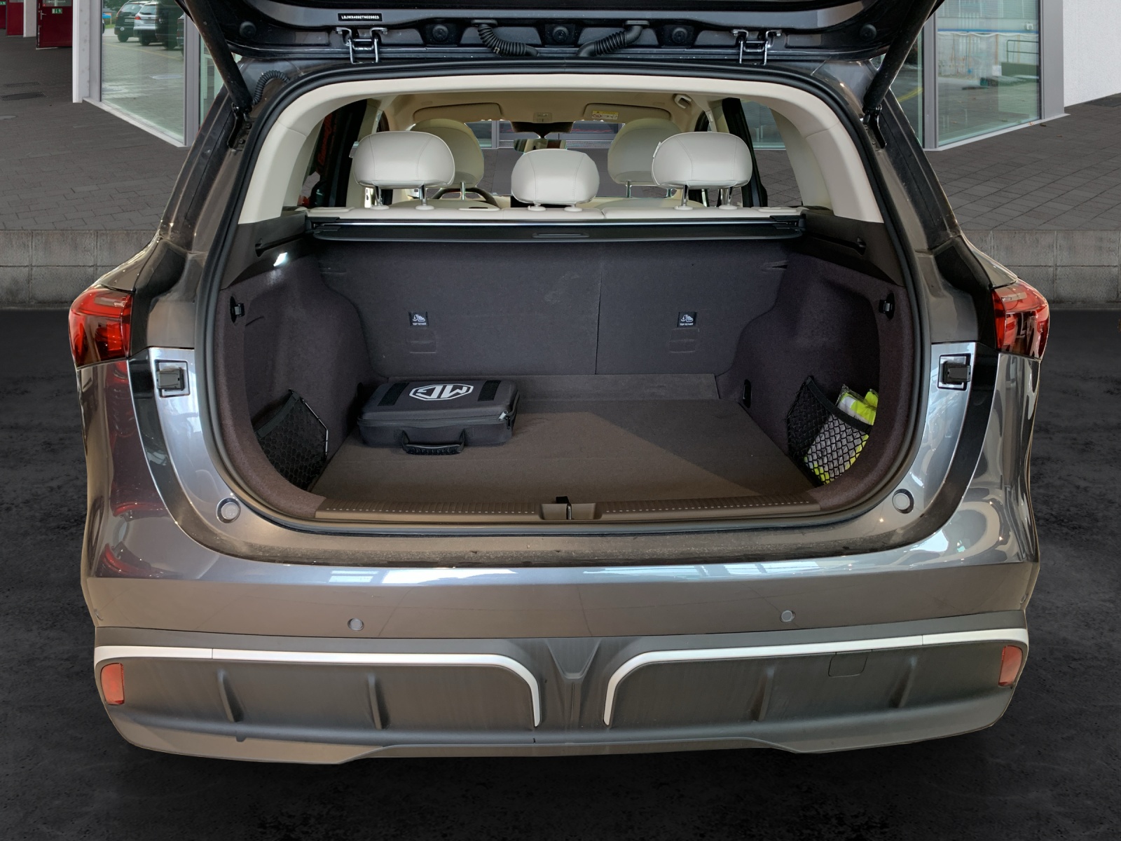 MG S6 EV 77 kWh Luxury 4WD-image-10