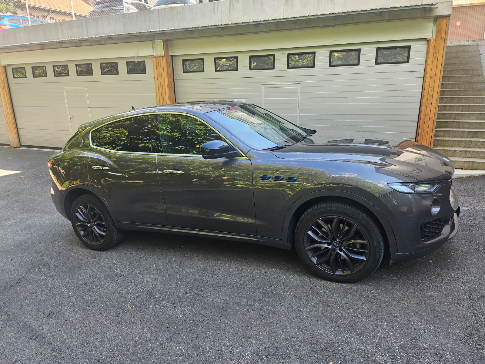 MASERATI Levante 2.0 MHEV GT Hybrid Automatica HAGELSCHADEN DEGATS DE GRELE-image-12