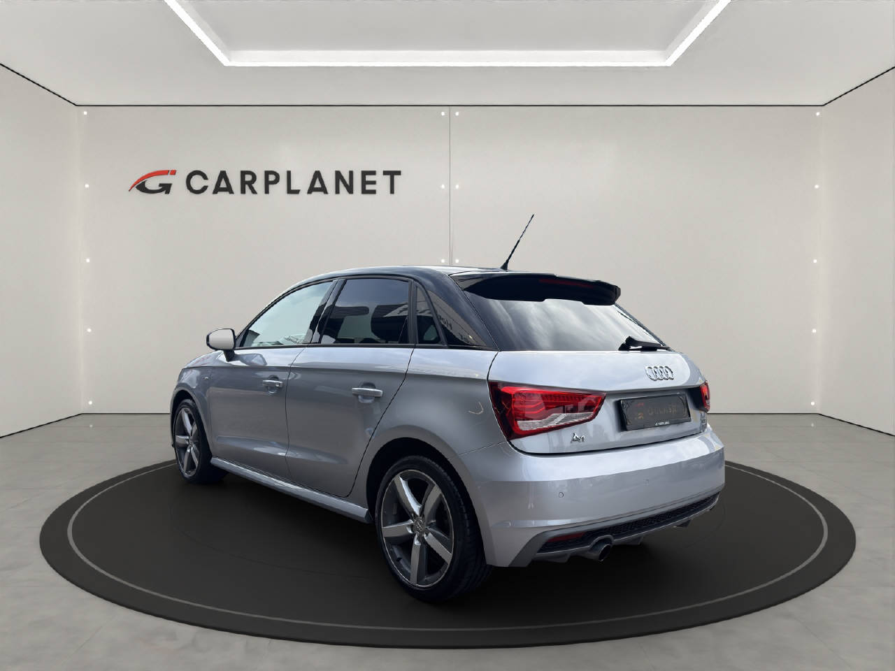AUDI A1 Sportback 1.0 TFSI S-LINE-image-1