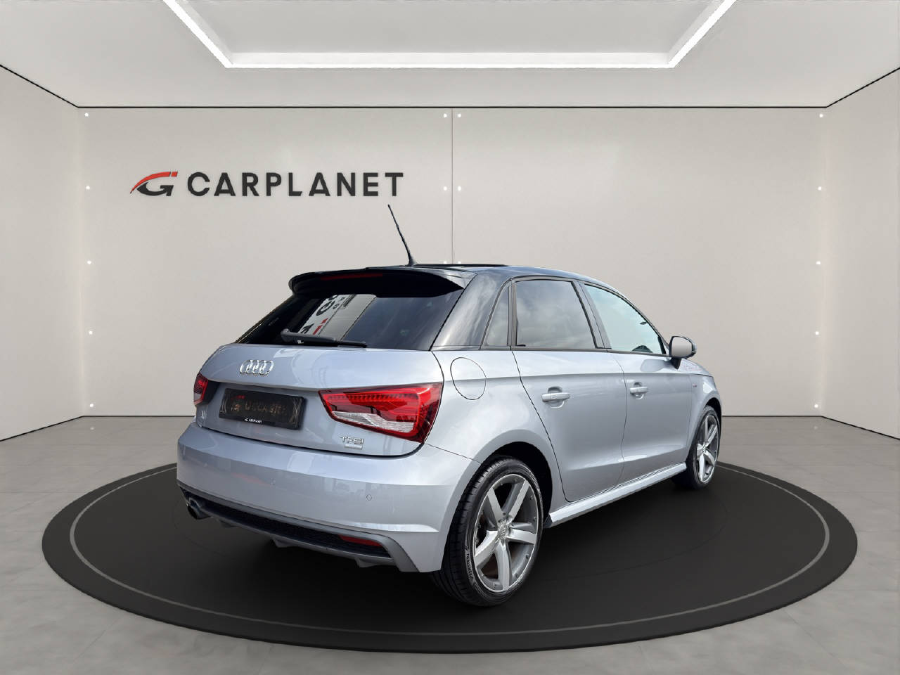 AUDI A1 Sportback 1.0 TFSI S-LINE-image-2