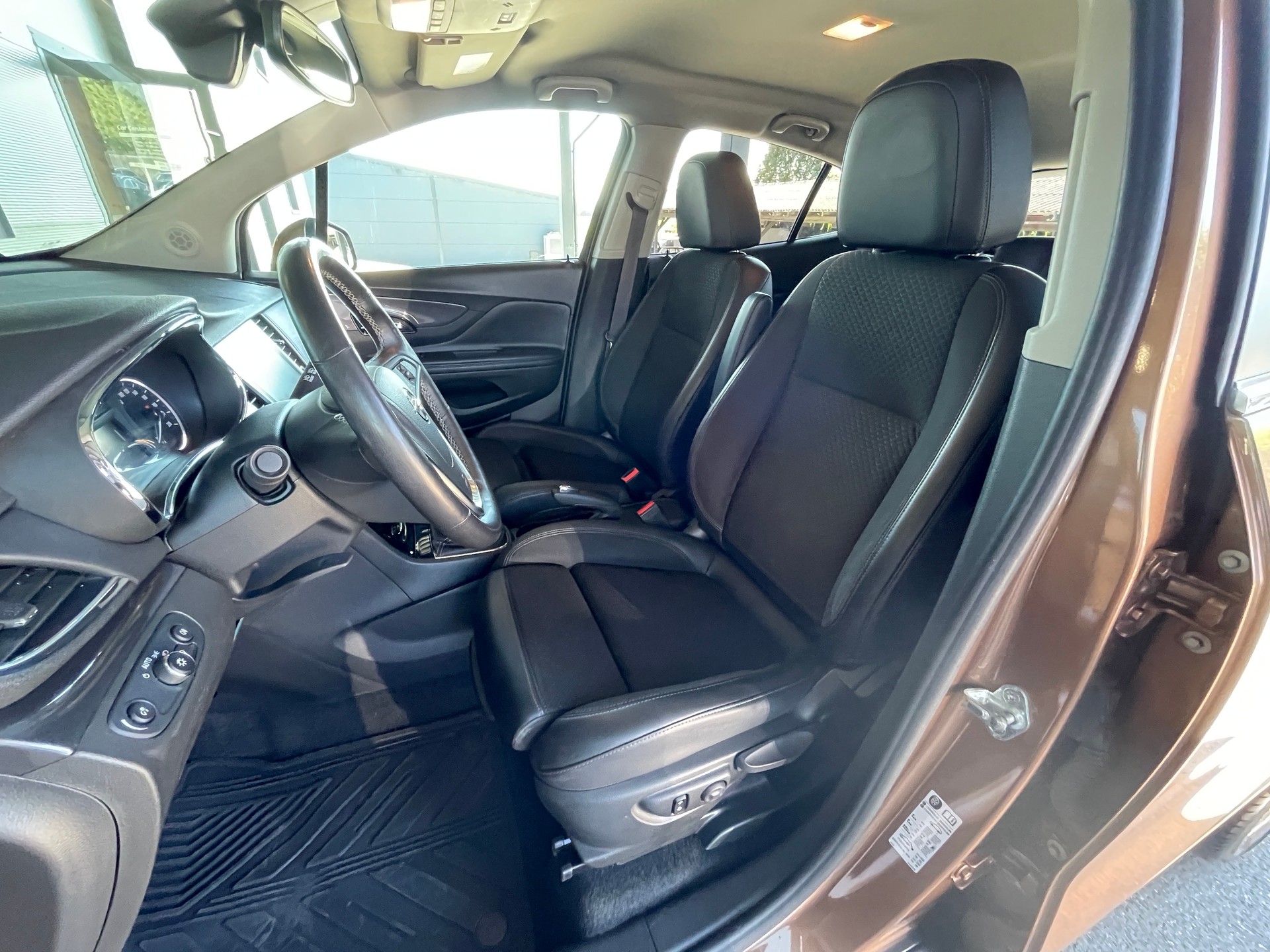 OPEL Mokka X 1.4i 16V Turbo Excellence 4WD-image-11