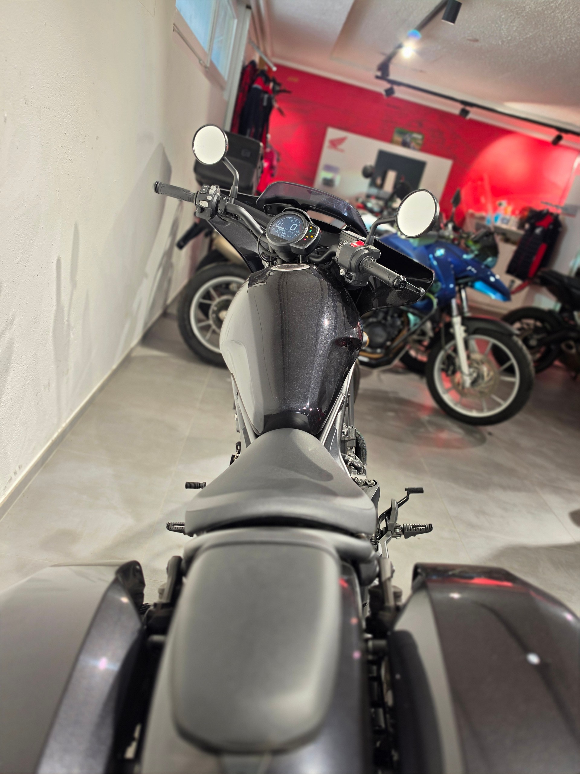 HONDA CMX 1100 Rebel Touring-image-5