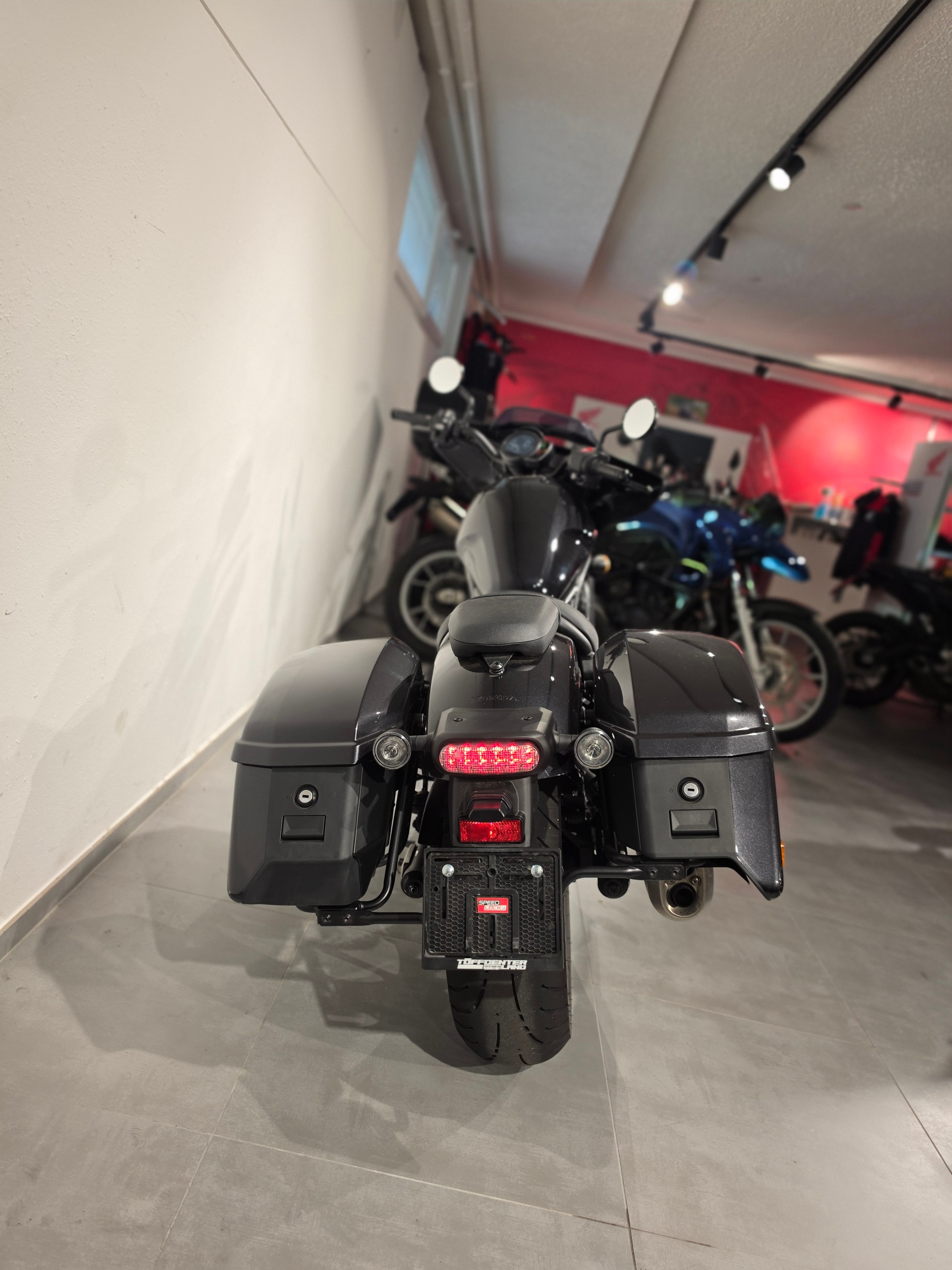 HONDA CMX 1100 Rebel Touring-image-6