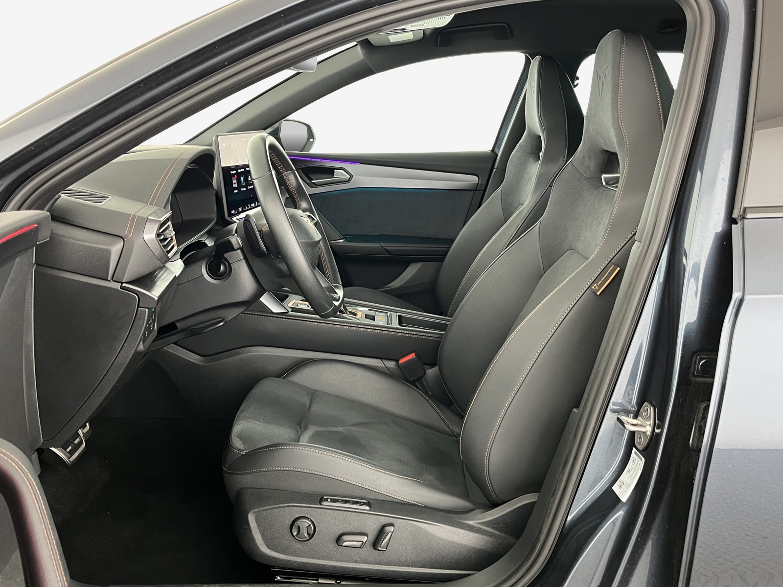 CUPRA LEON ST 1.5 e-HYBRID pHEV Black SymphonyDSG-image-14