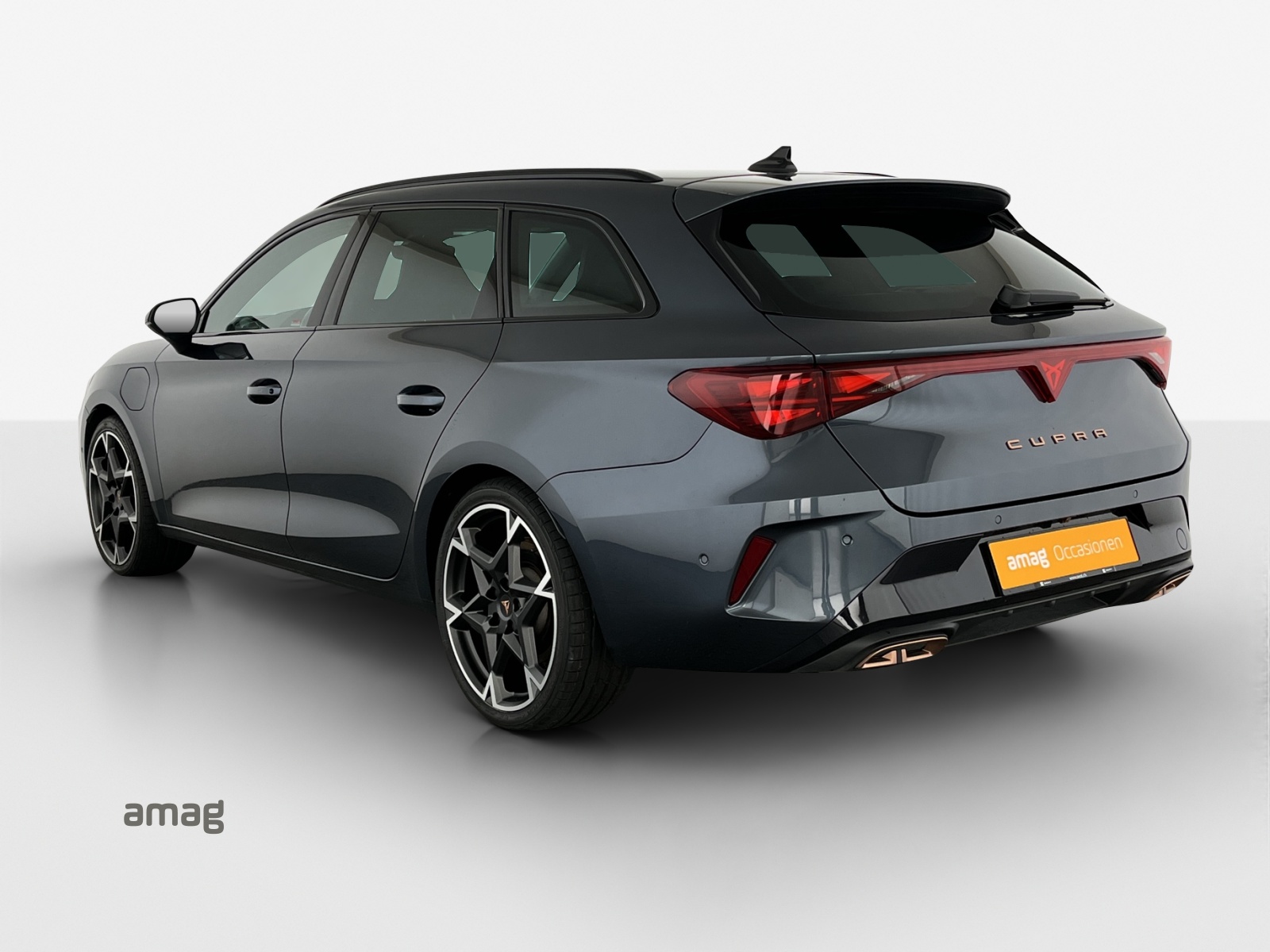 CUPRA LEON ST 1.5 e-HYBRID pHEV Black SymphonyDSG-image-4