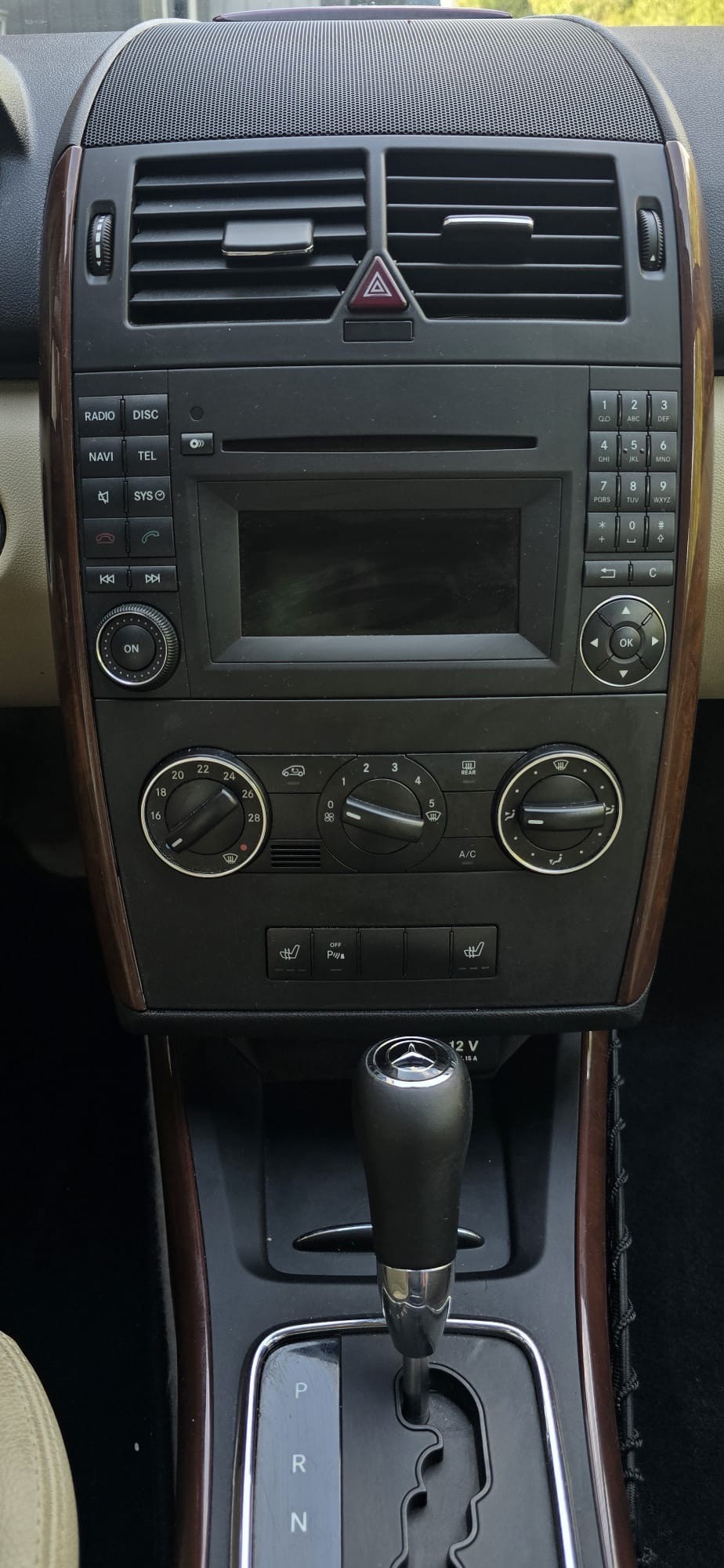MERCEDES-BENZ A 180 Style Autotronic-image-9