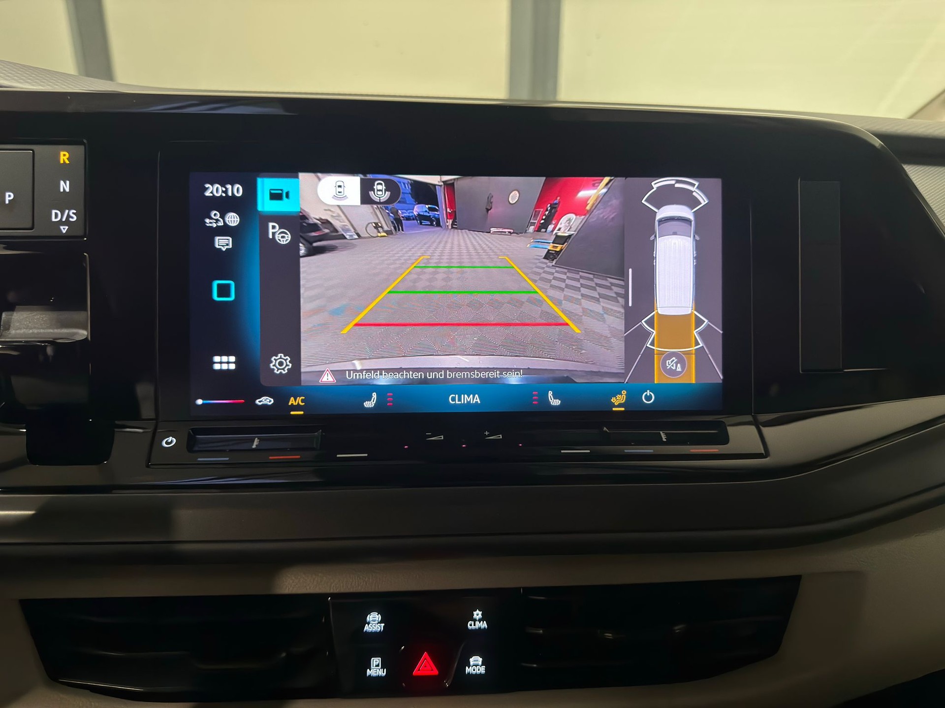 VW Multivan 1.5 TSI eHybrid Style DSG 4motion-image-12
