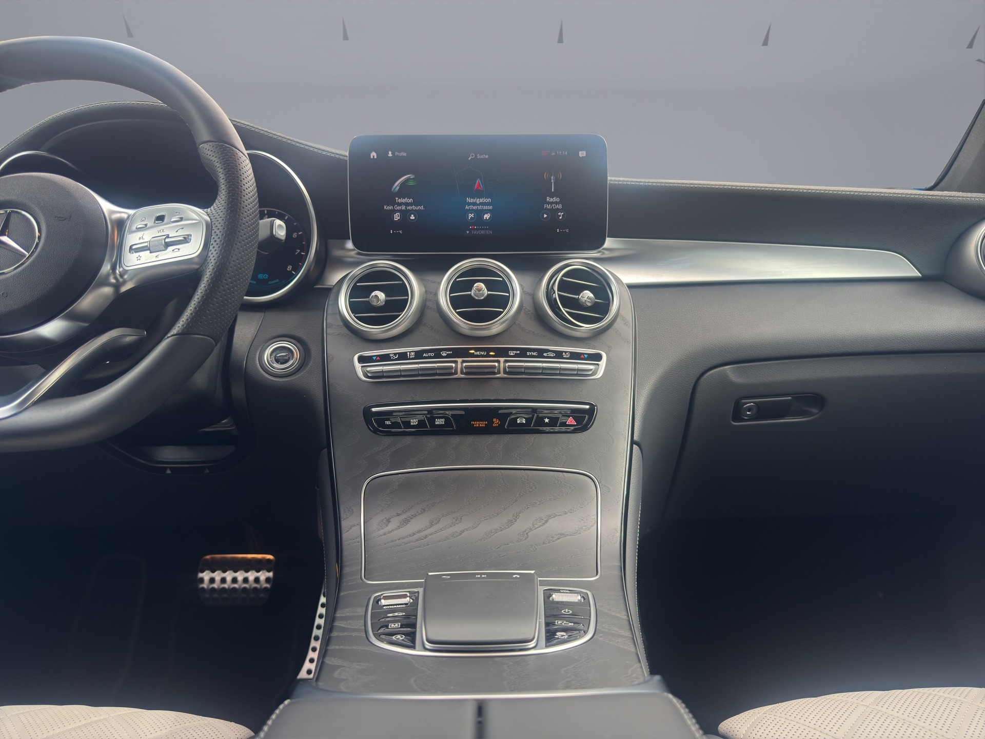 MERCEDES-BENZ 300 AMG Line 4m-image-13