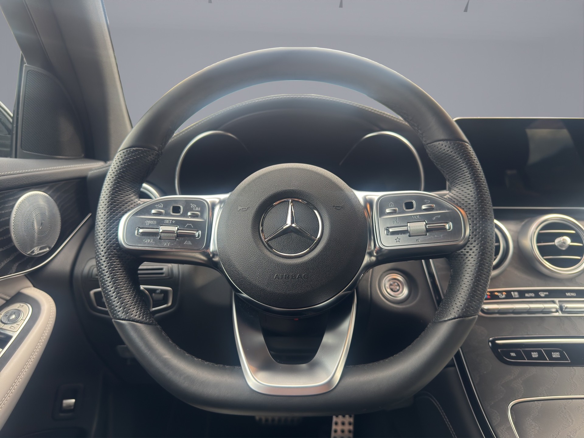 MERCEDES-BENZ 300 AMG Line 4m-image-9