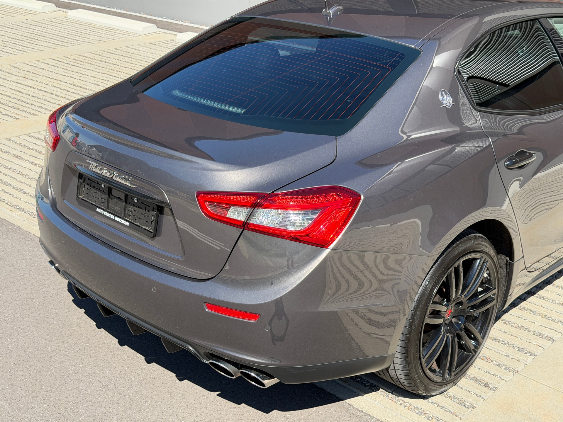 MASERATI Ghibli D 3.0 V6 Automatica *Frisch ab MFK+Service*-image-27