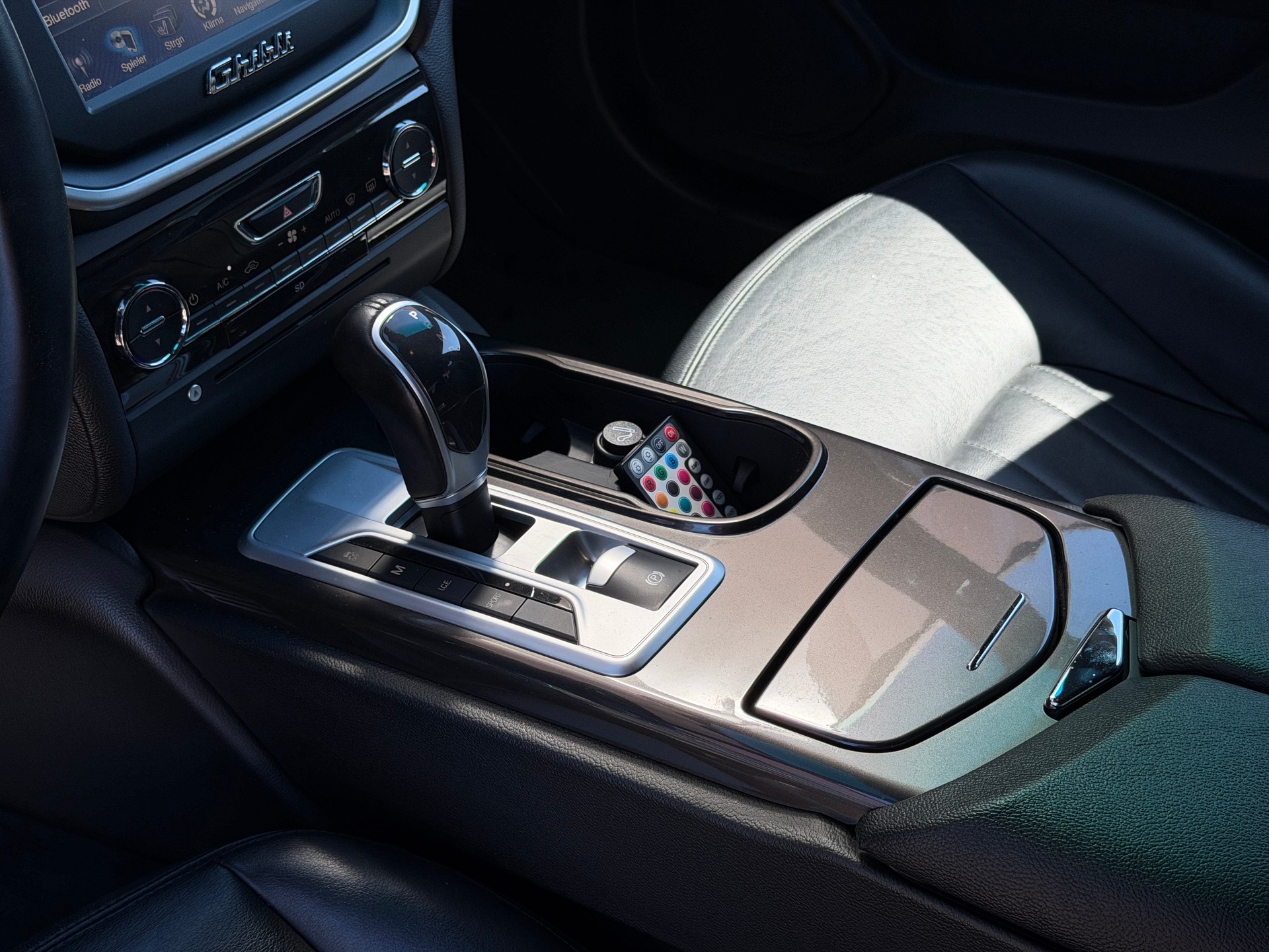 MASERATI Ghibli D 3.0 V6 Automatica *Frisch ab MFK+Service*-image-16