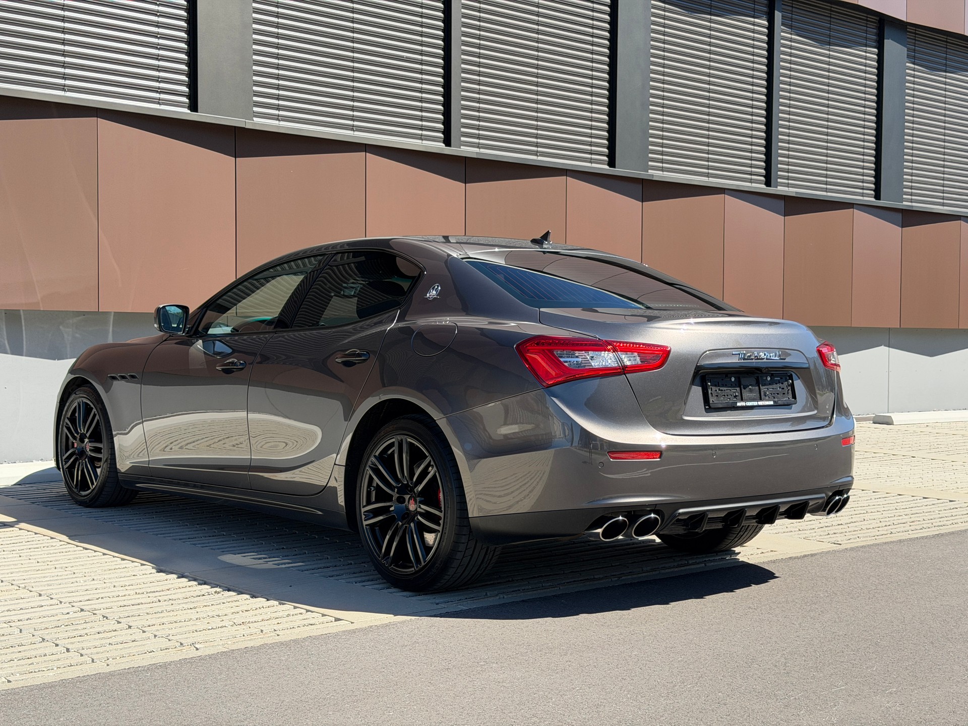 MASERATI Ghibli D 3.0 V6 Automatica *Frisch ab MFK+Service*-image-3