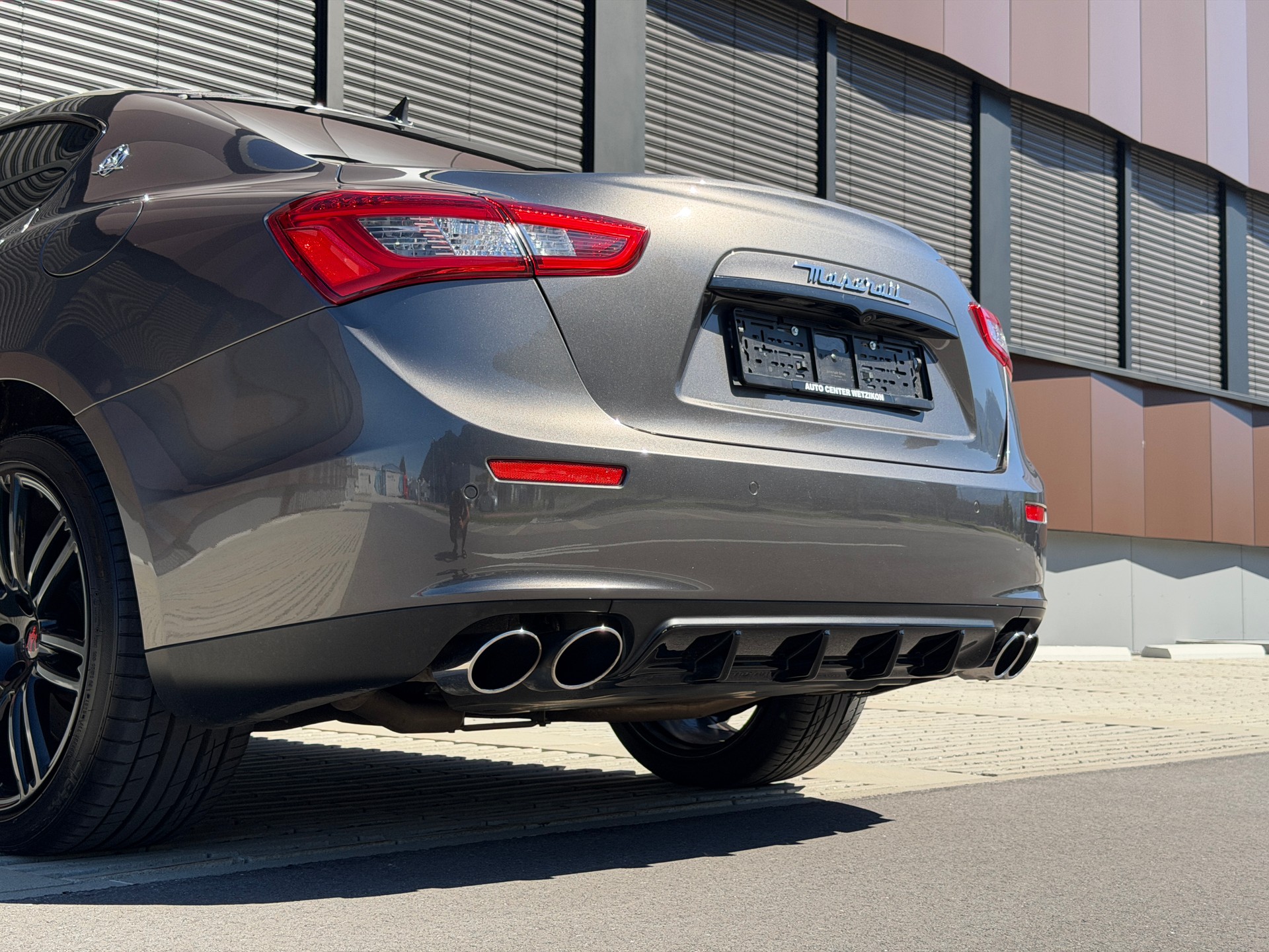 MASERATI Ghibli D 3.0 V6 Automatica *Frisch ab MFK+Service*-image-28