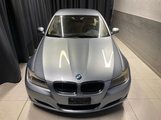 BMW 318i Access Steptronic (55)-image-11