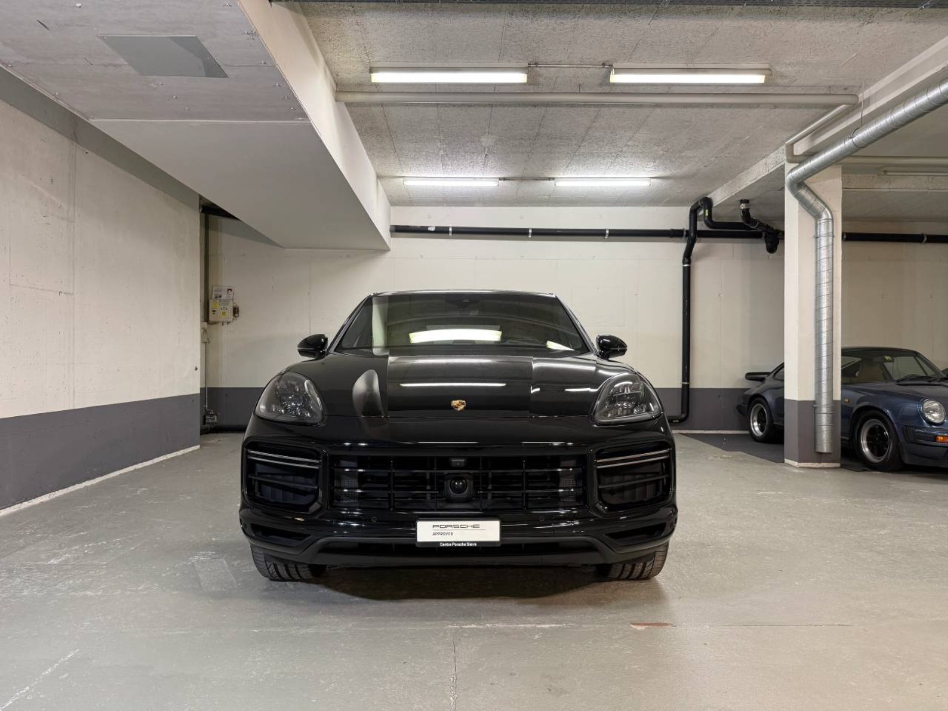 PORSCHE Cayenne Turbo Coupe-image-8