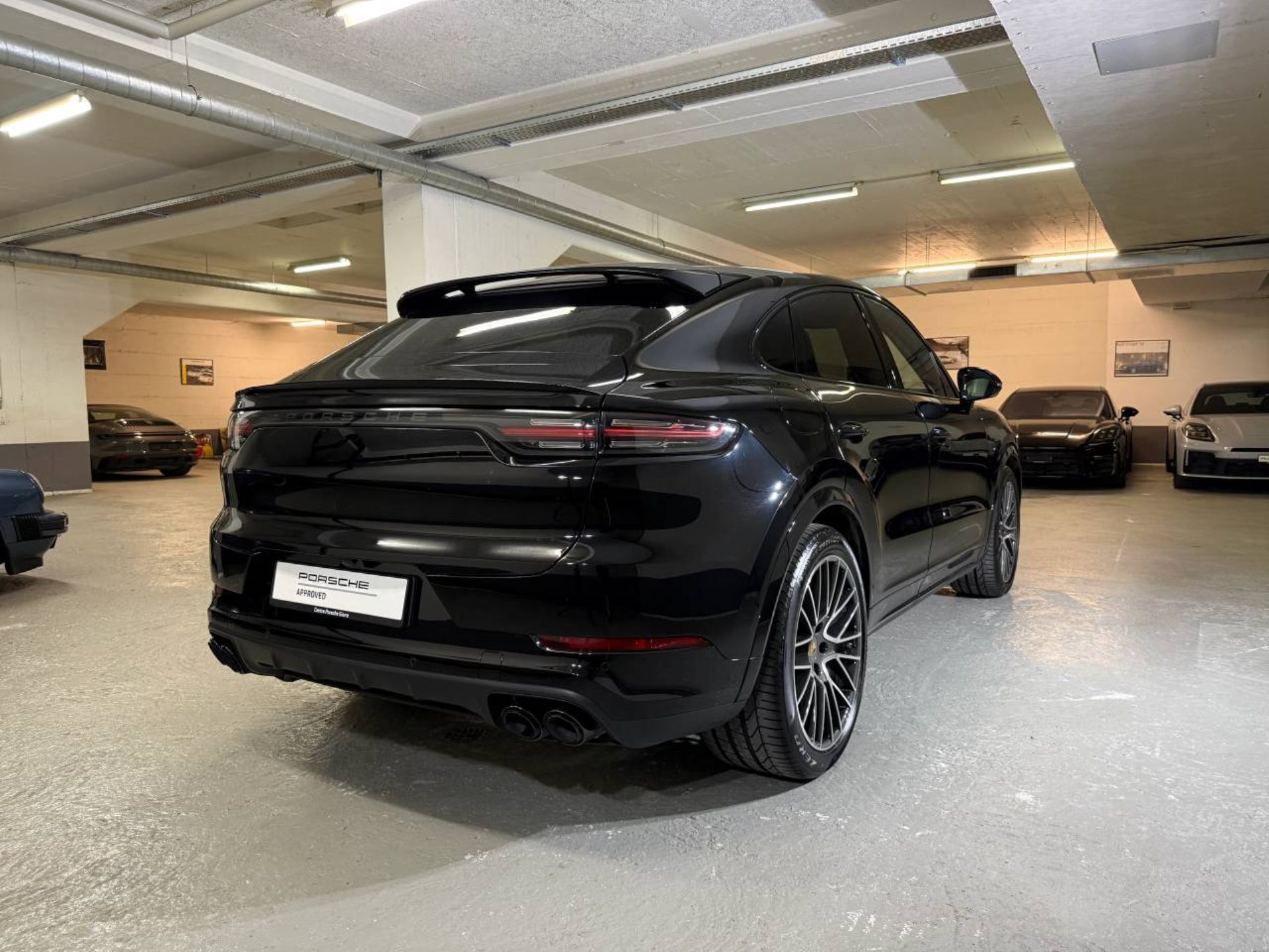 PORSCHE Cayenne Turbo Coupe-image-6