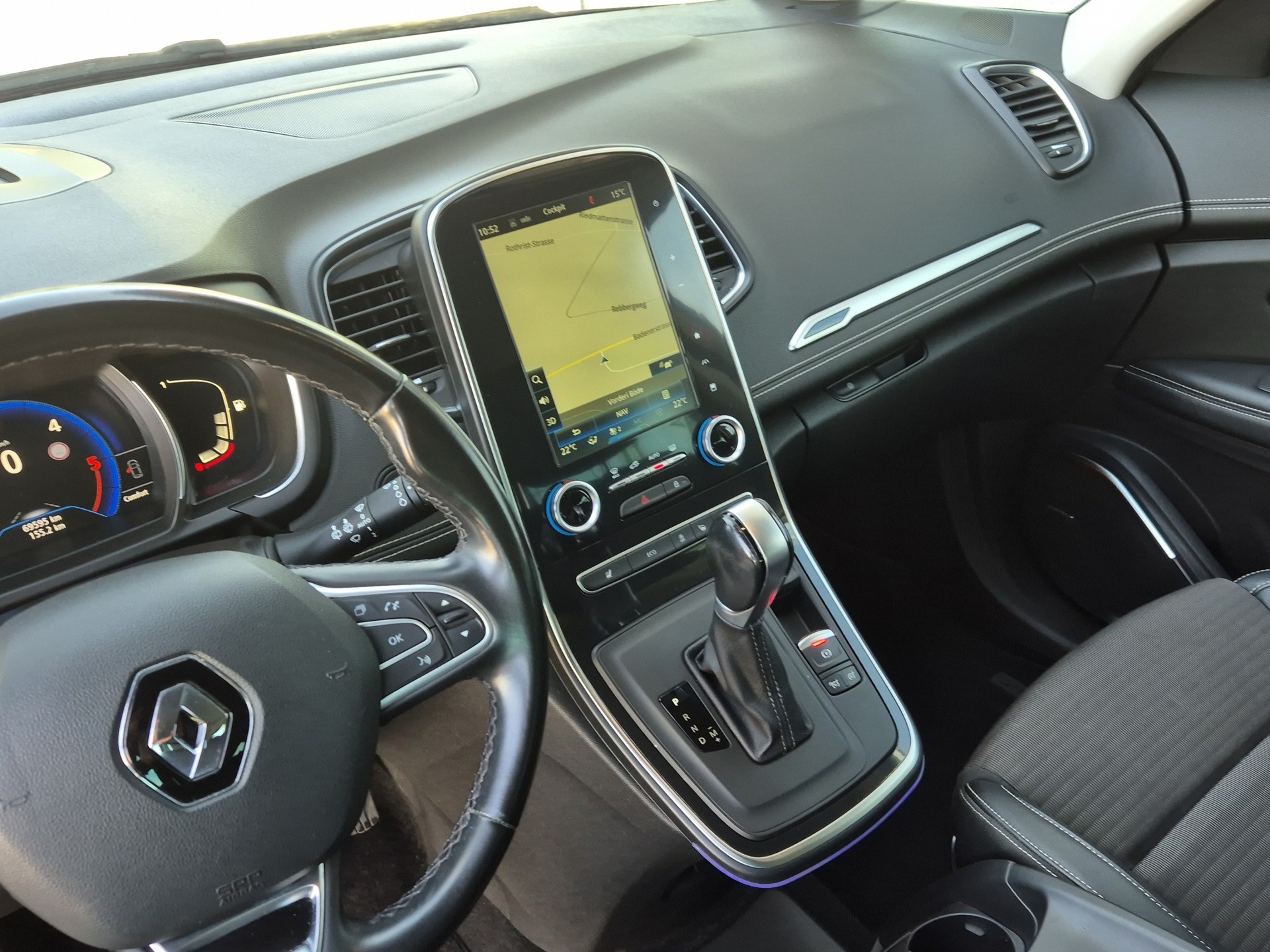 RENAULT Scénic 1.6 dCi Bose EDC-image-11