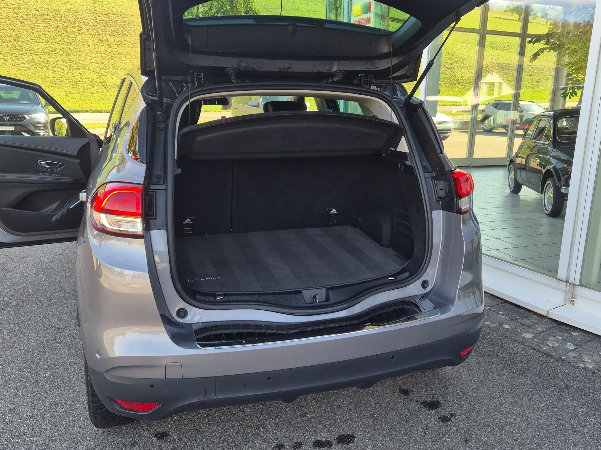 RENAULT Scénic 1.6 dCi Bose EDC-image-19