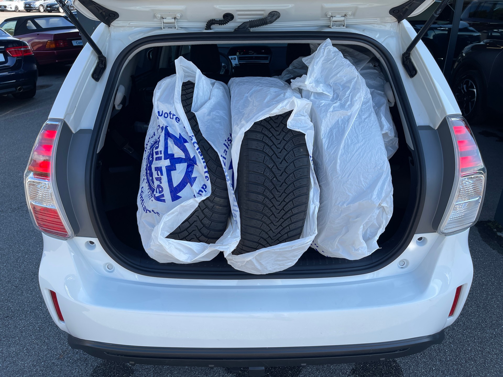 TOYOTA Prius+ 1.8 VVT-i HSD Comfort-image-13