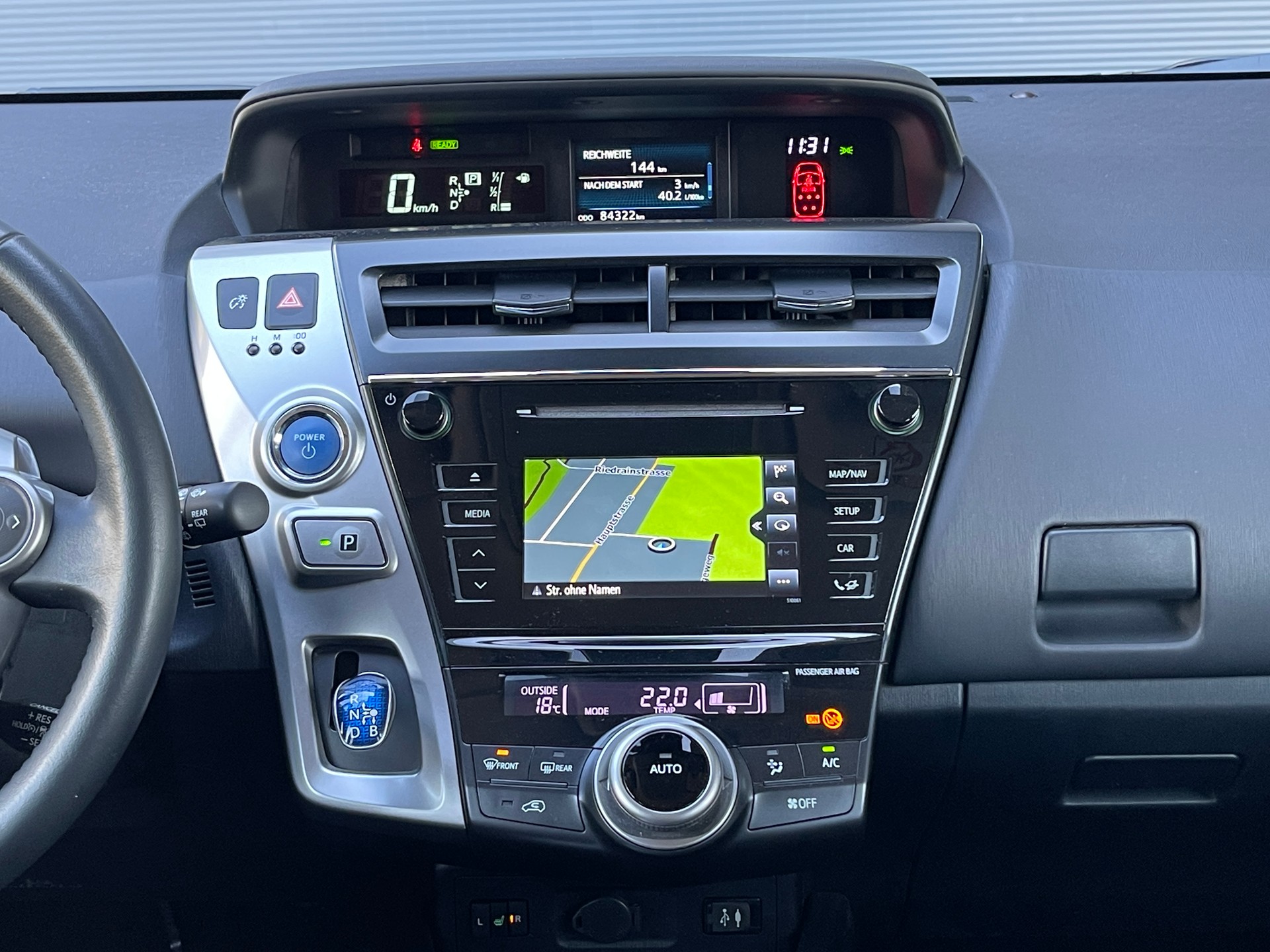 TOYOTA Prius+ 1.8 VVT-i HSD Comfort-image-8