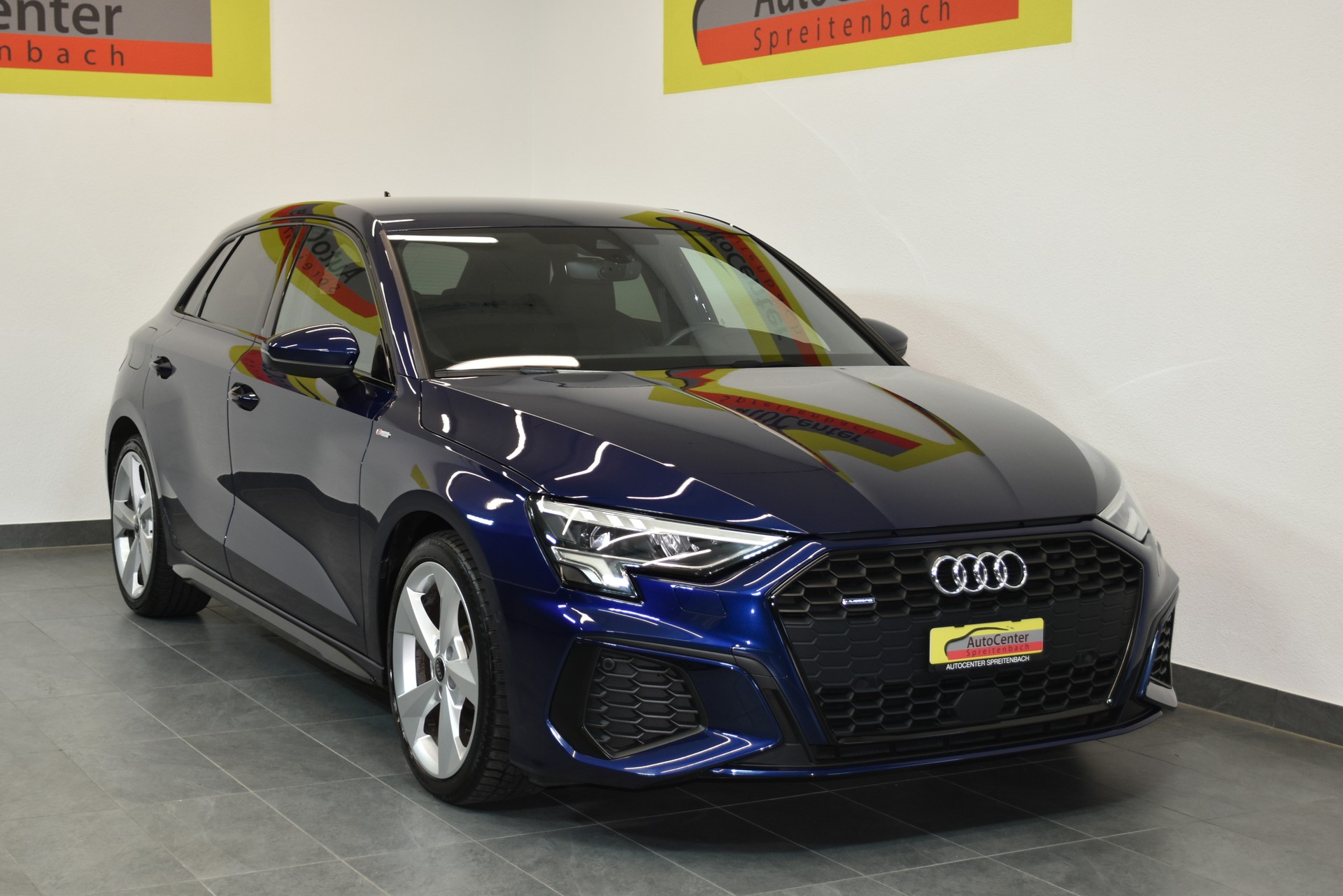 AUDI A3 Sportback 40 TFSI S line quattro S-tronic-image-0
