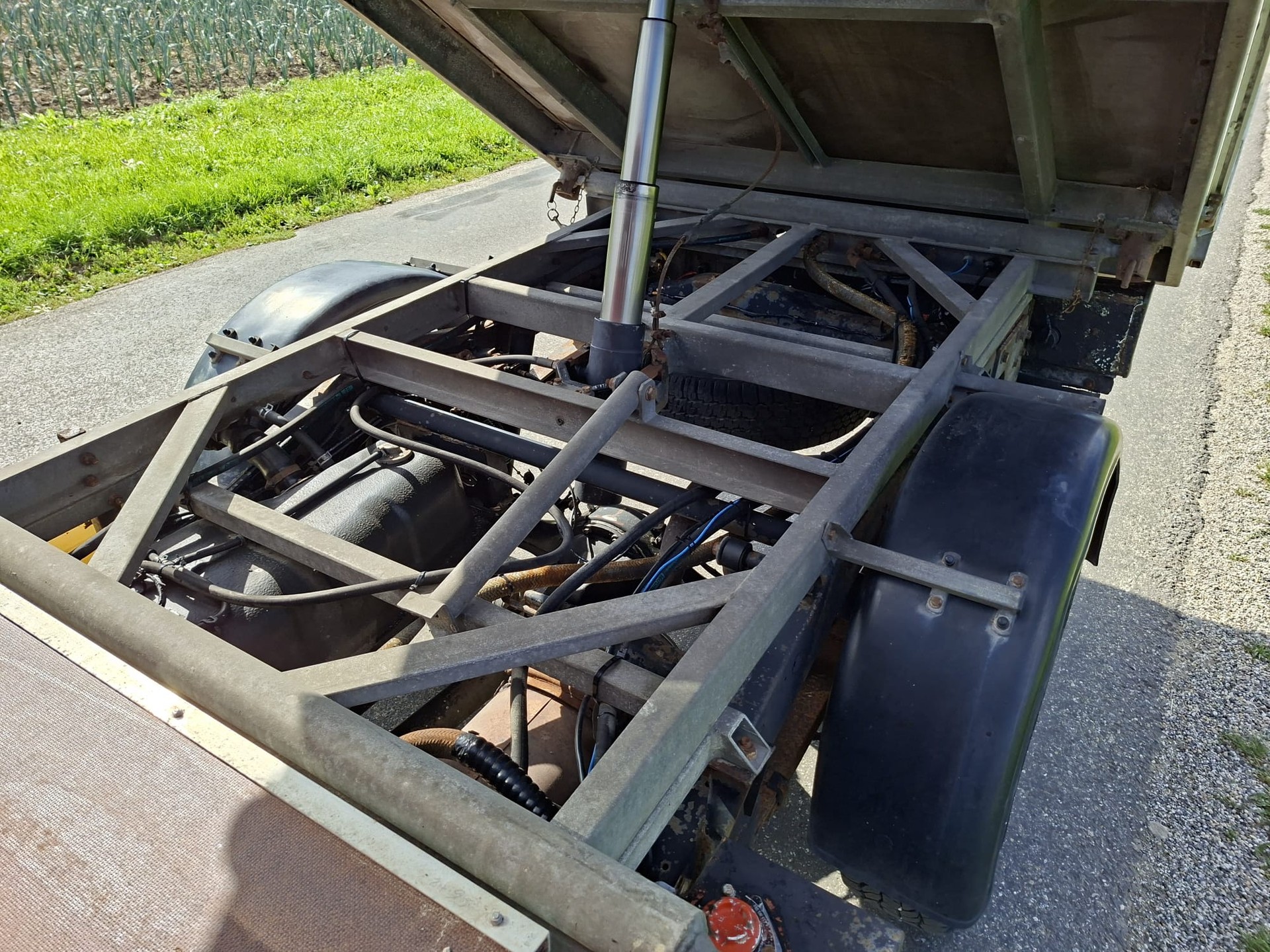 MAZDA B 2500TD 4x4 Single Cabin-image-9
