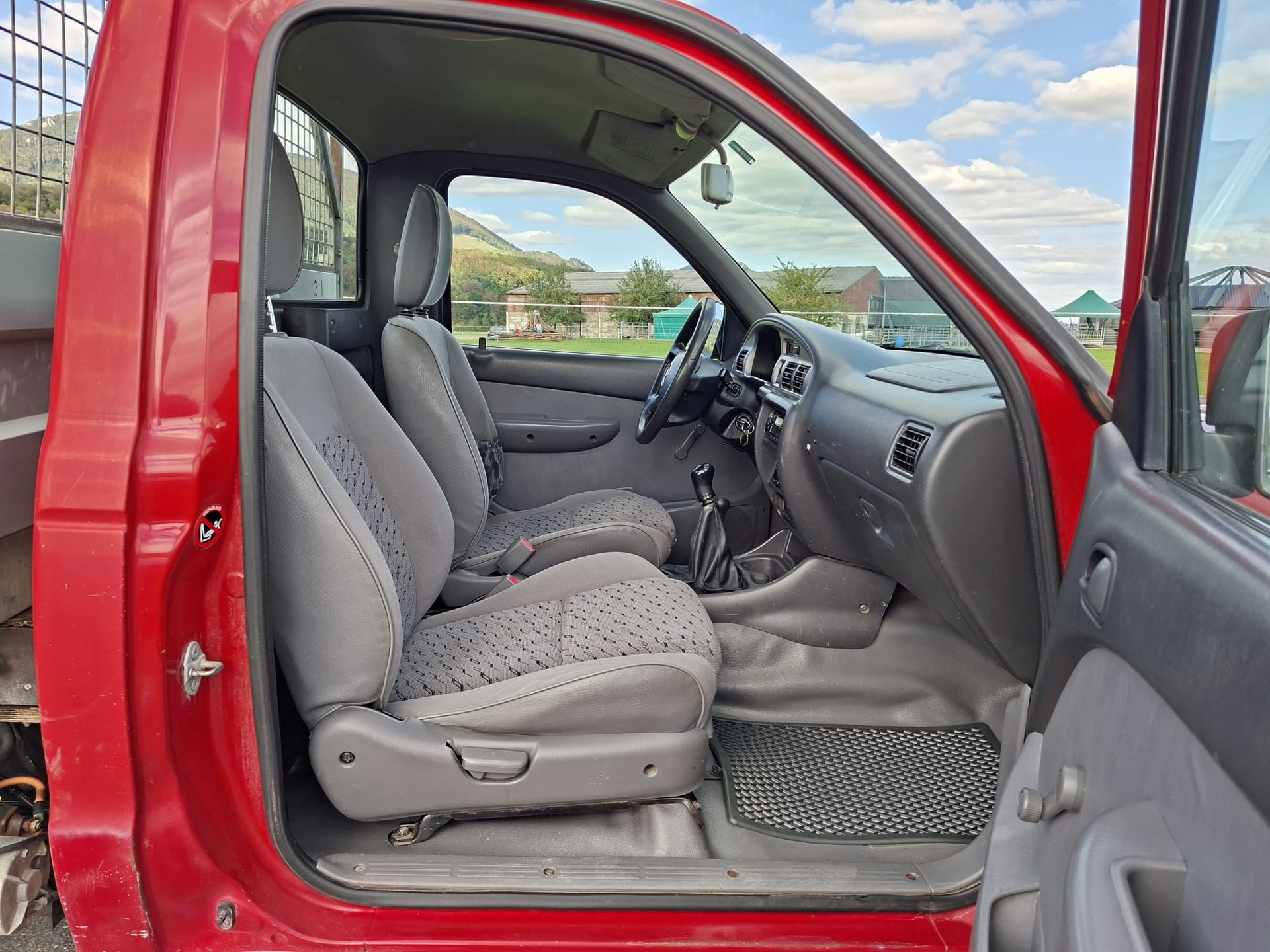 MAZDA B 2500TD 4x4 Single Cabin-image-6