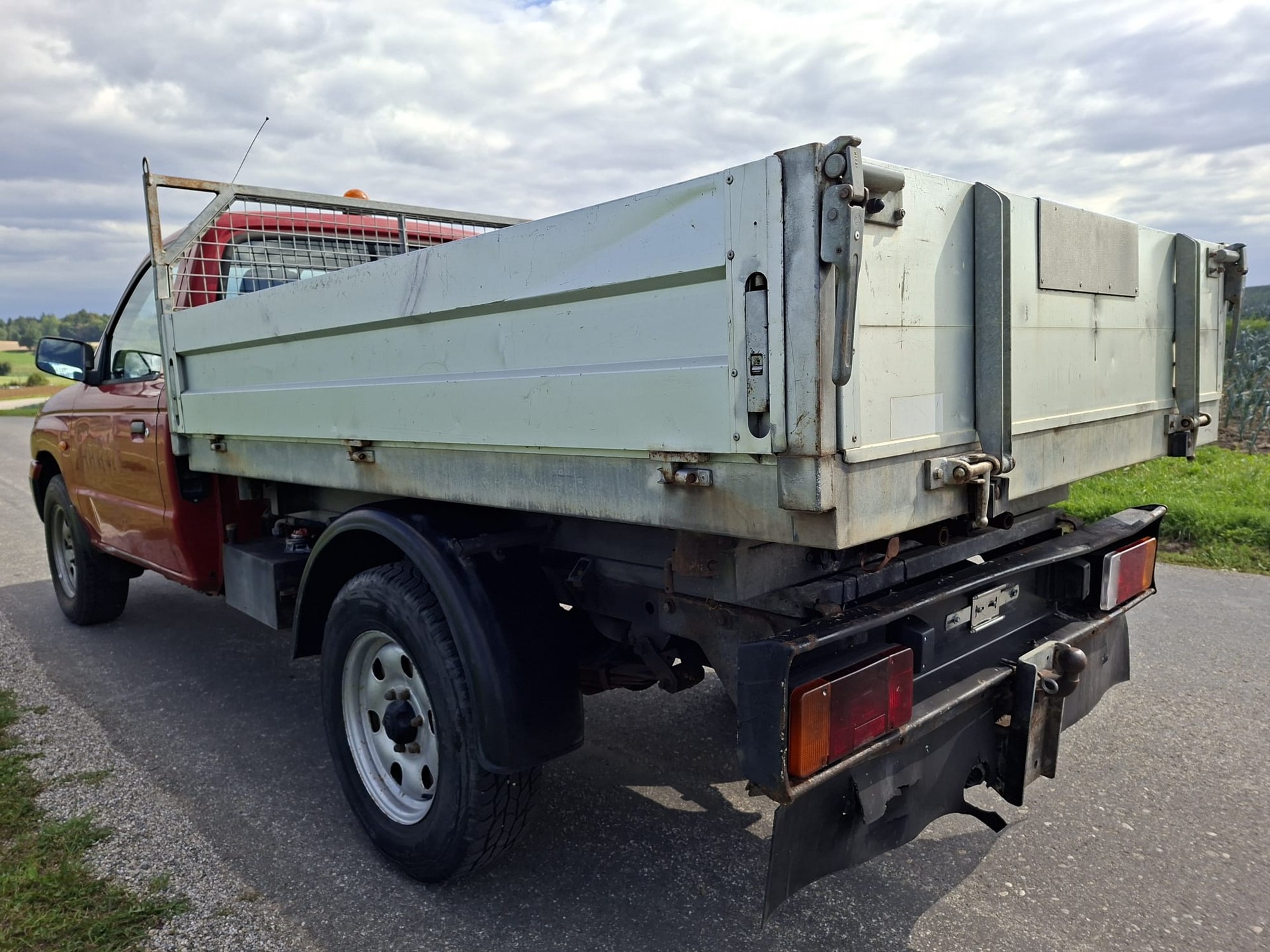 MAZDA B 2500TD 4x4 Single Cabin-image-3