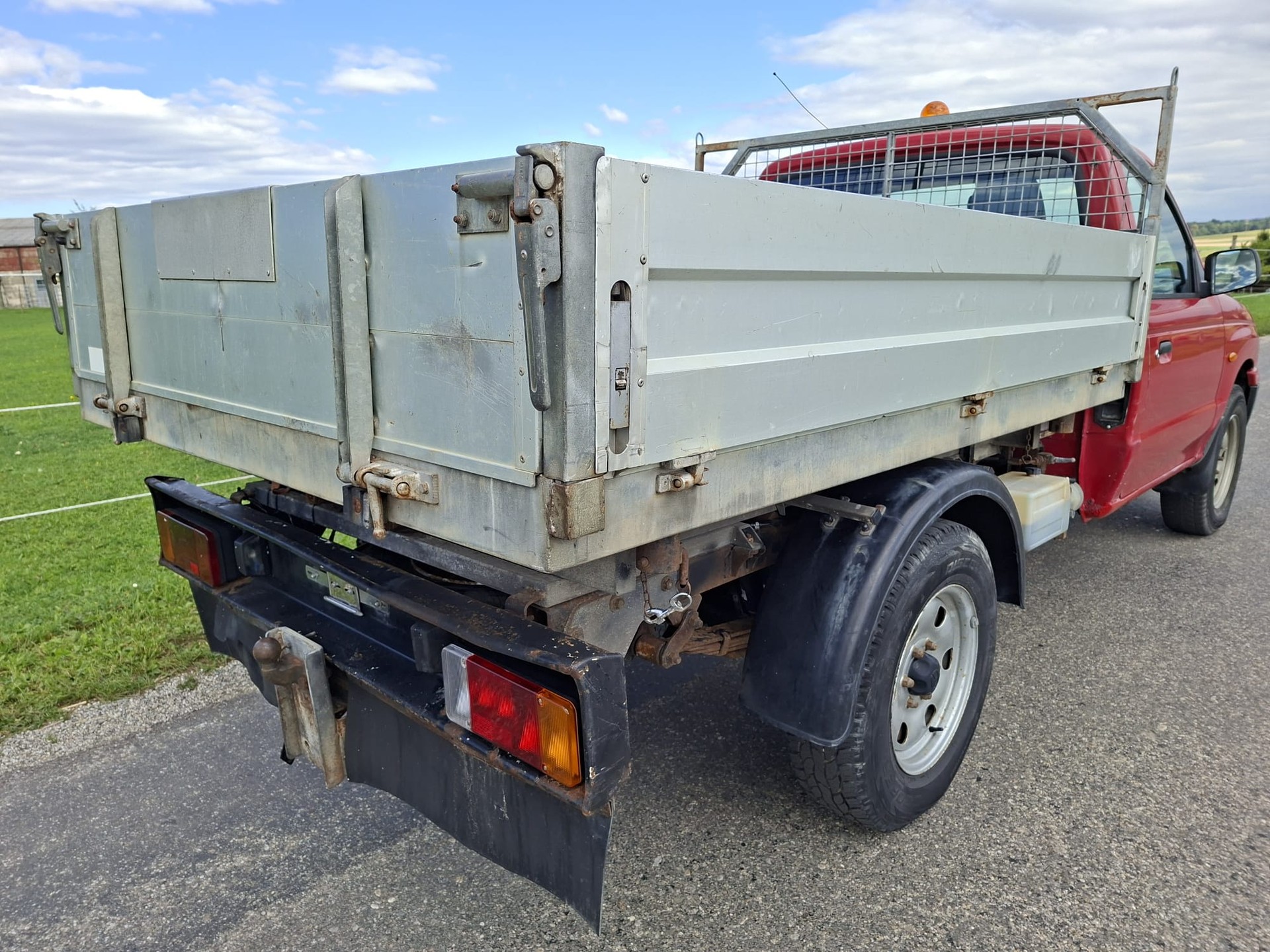 MAZDA B 2500TD 4x4 Single Cabin-image-4
