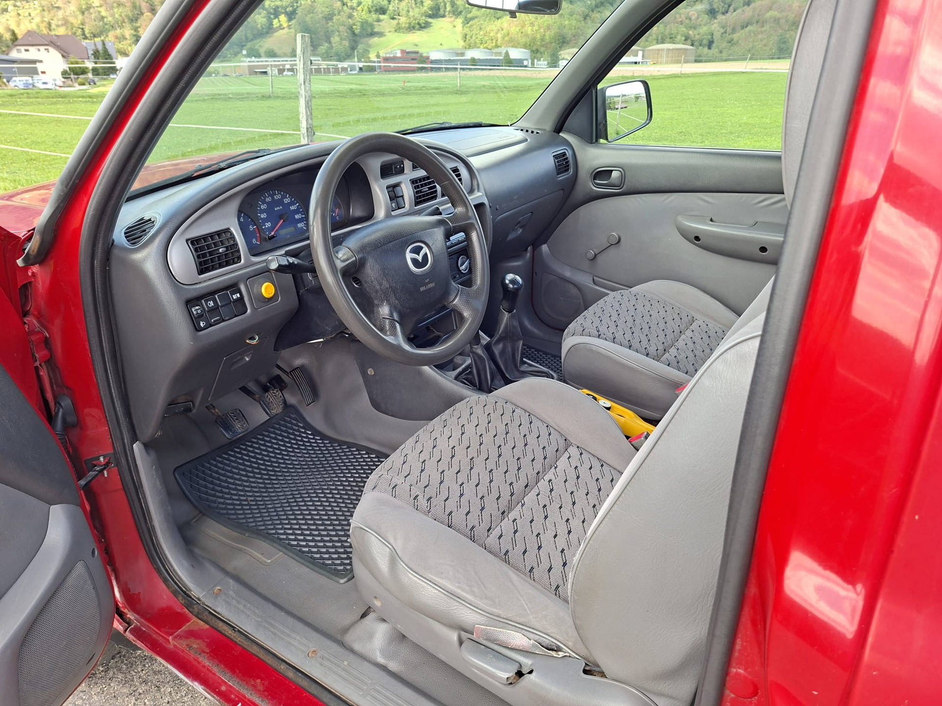 MAZDA B 2500TD 4x4 Single Cabin-image-8