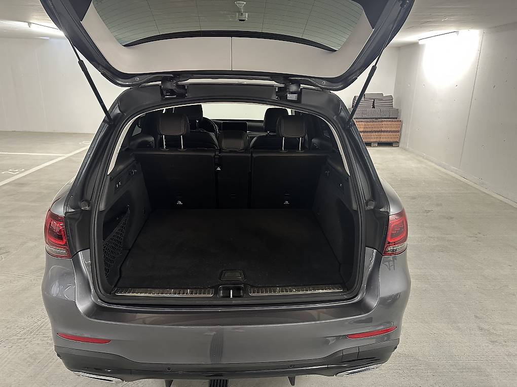 MERCEDES-BENZ GLC 300-image-4