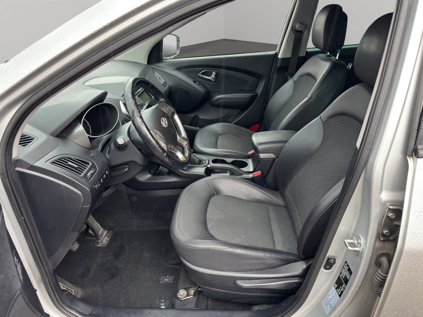 HYUNDAI iX 35 2.0 CRDi Style 4WD-image-10
