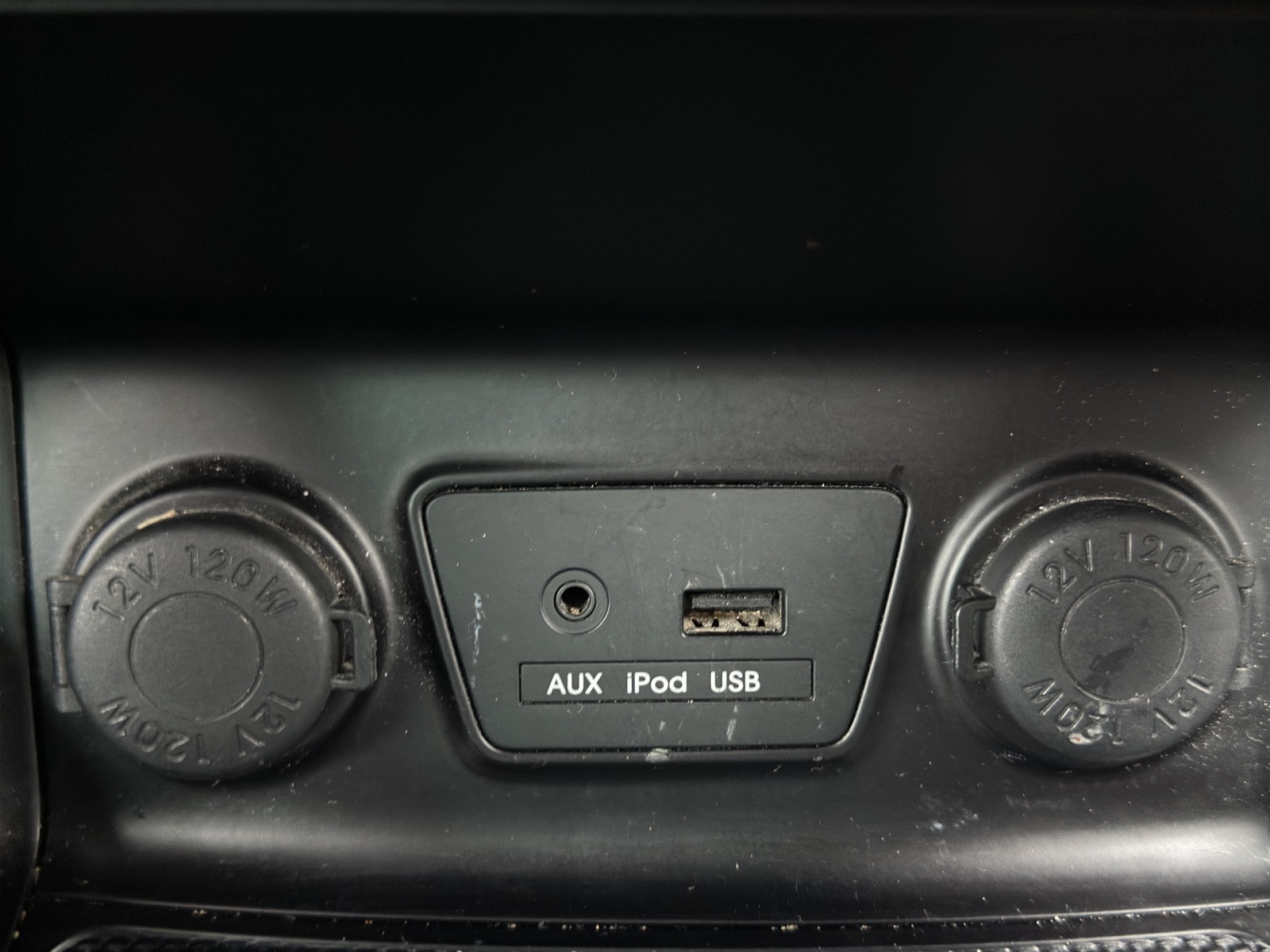 HYUNDAI iX 35 2.0 CRDi Style 4WD-image-11