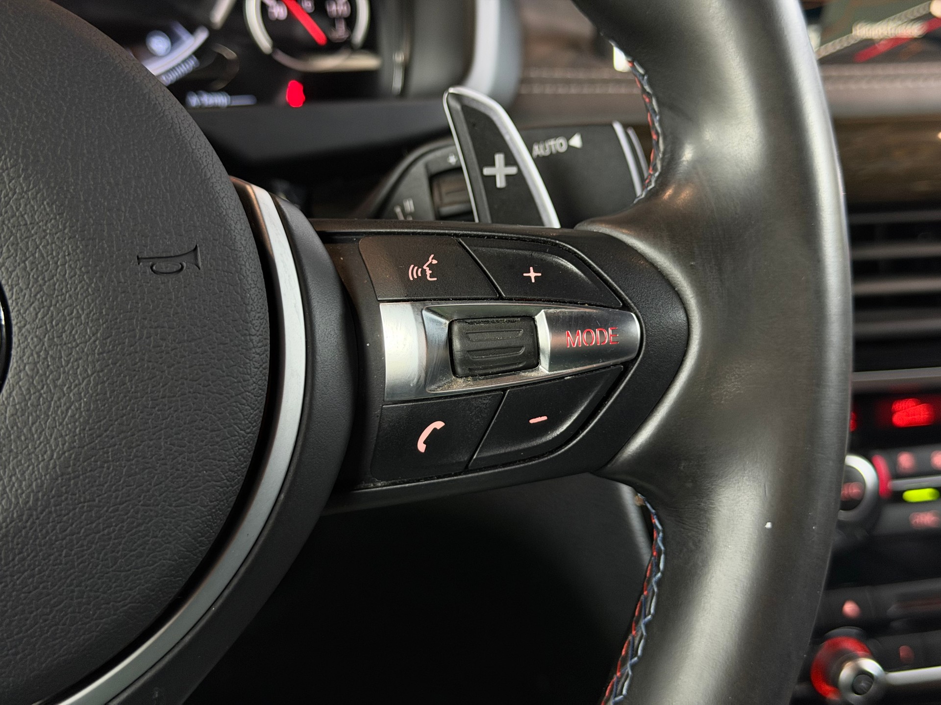 BMW X6M Steptronic-image-19