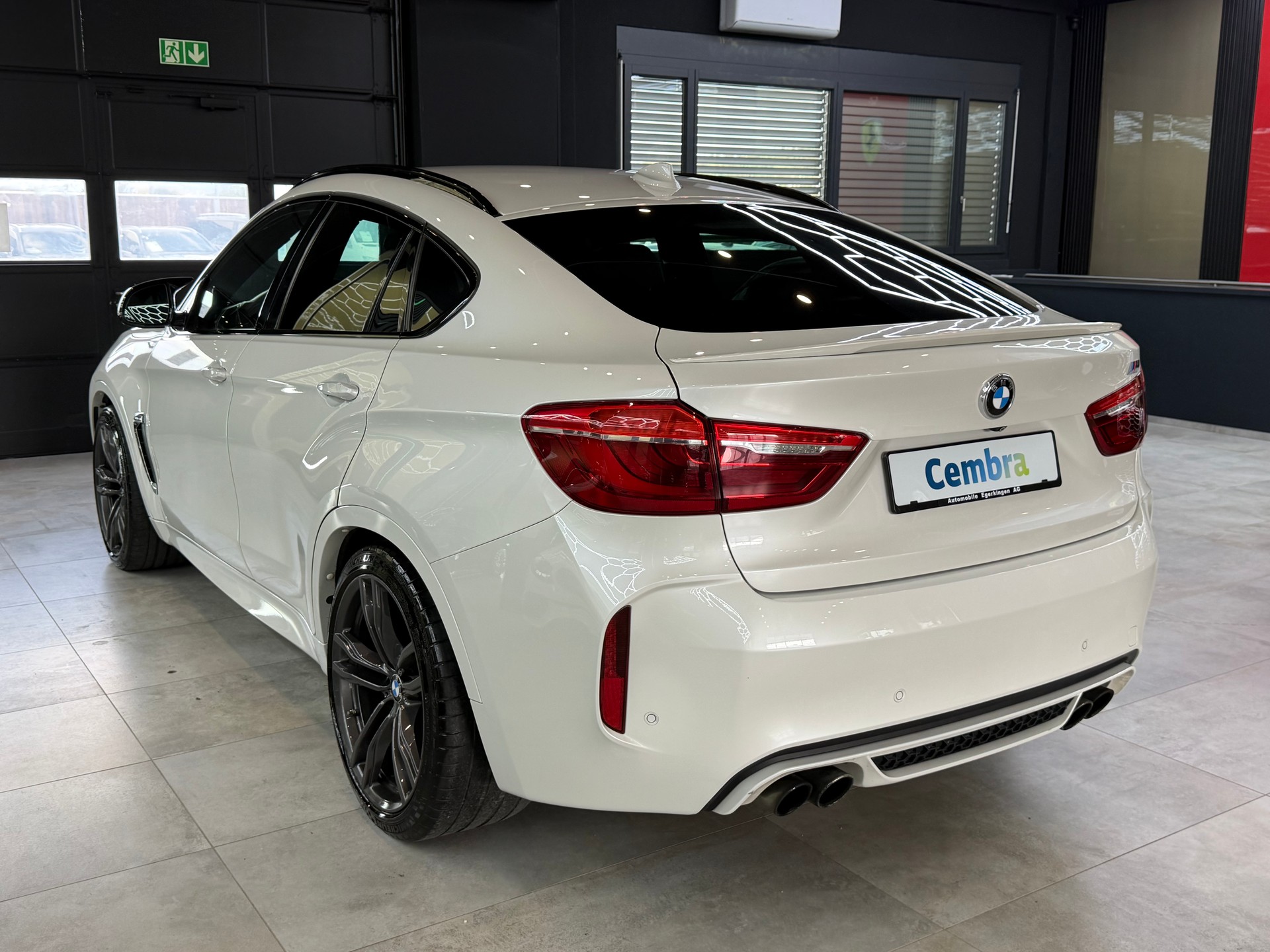BMW X6M Steptronic-image-6