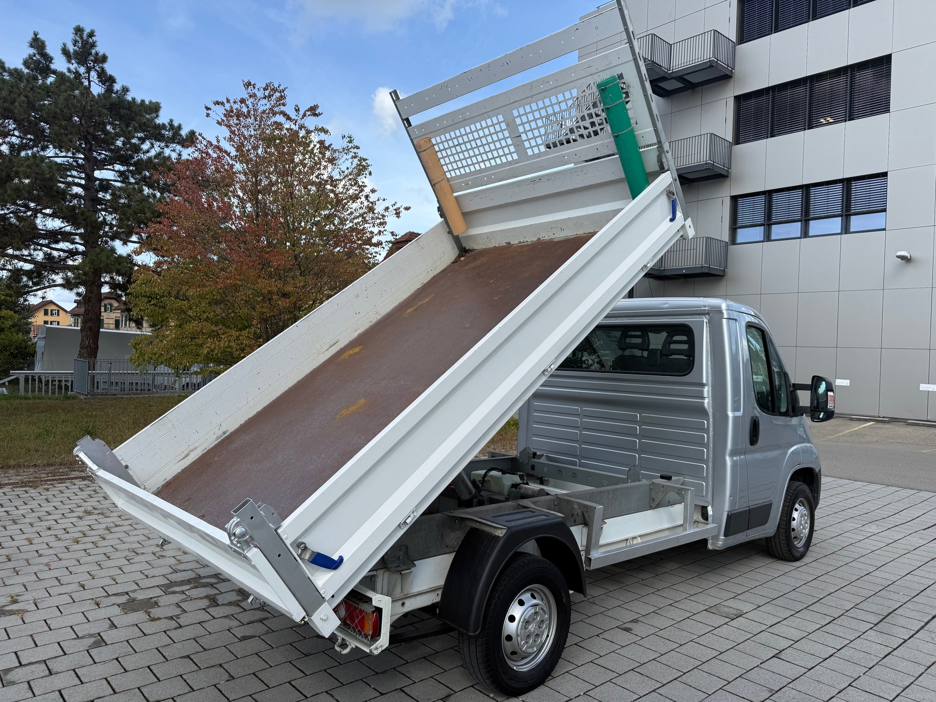 PEUGEOT Boxer 2.0 HDI 335 Active L1-image-8