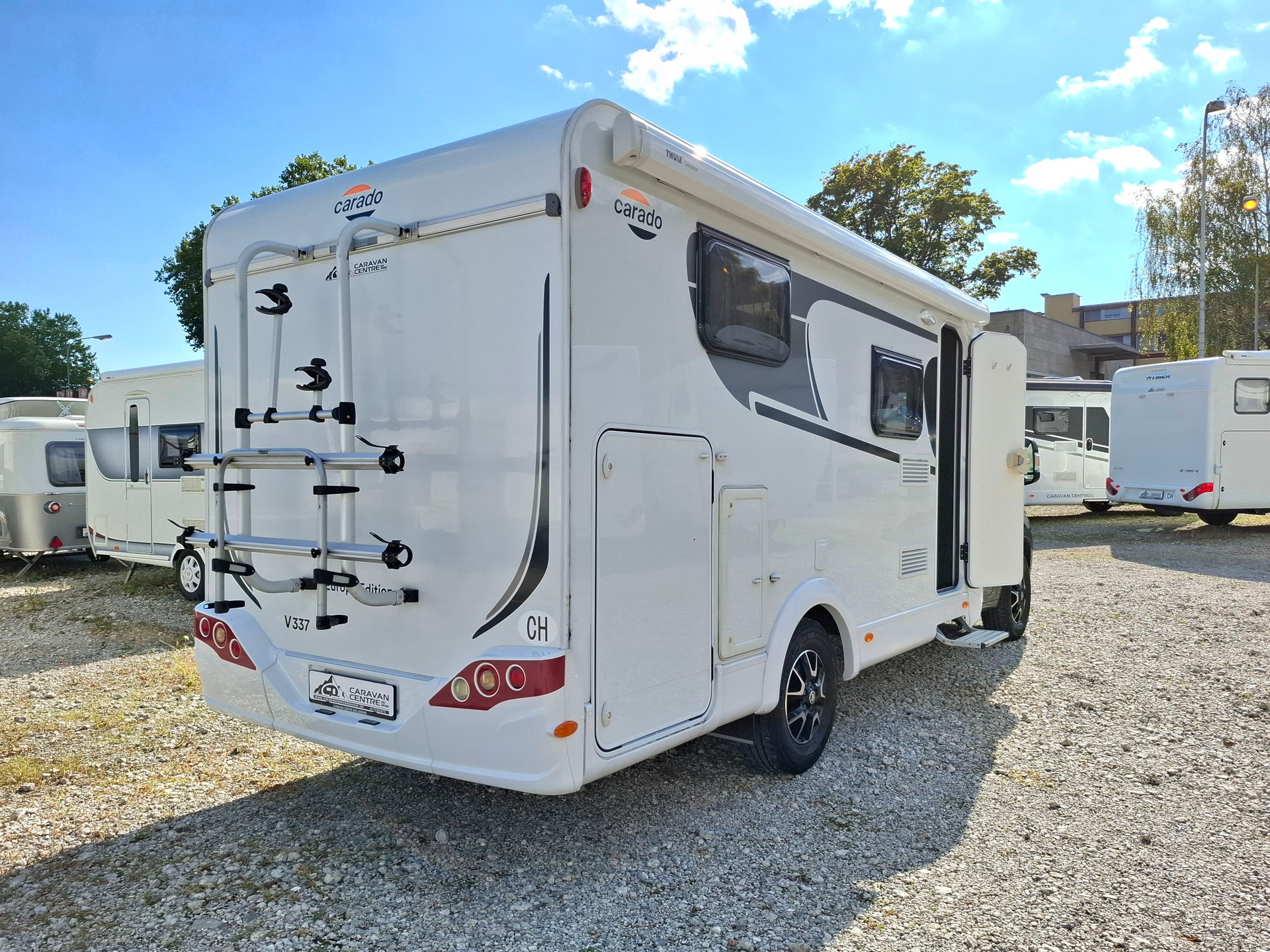 CARADO V337 - idealer Reisewagen ab MFK & Service!-image-3